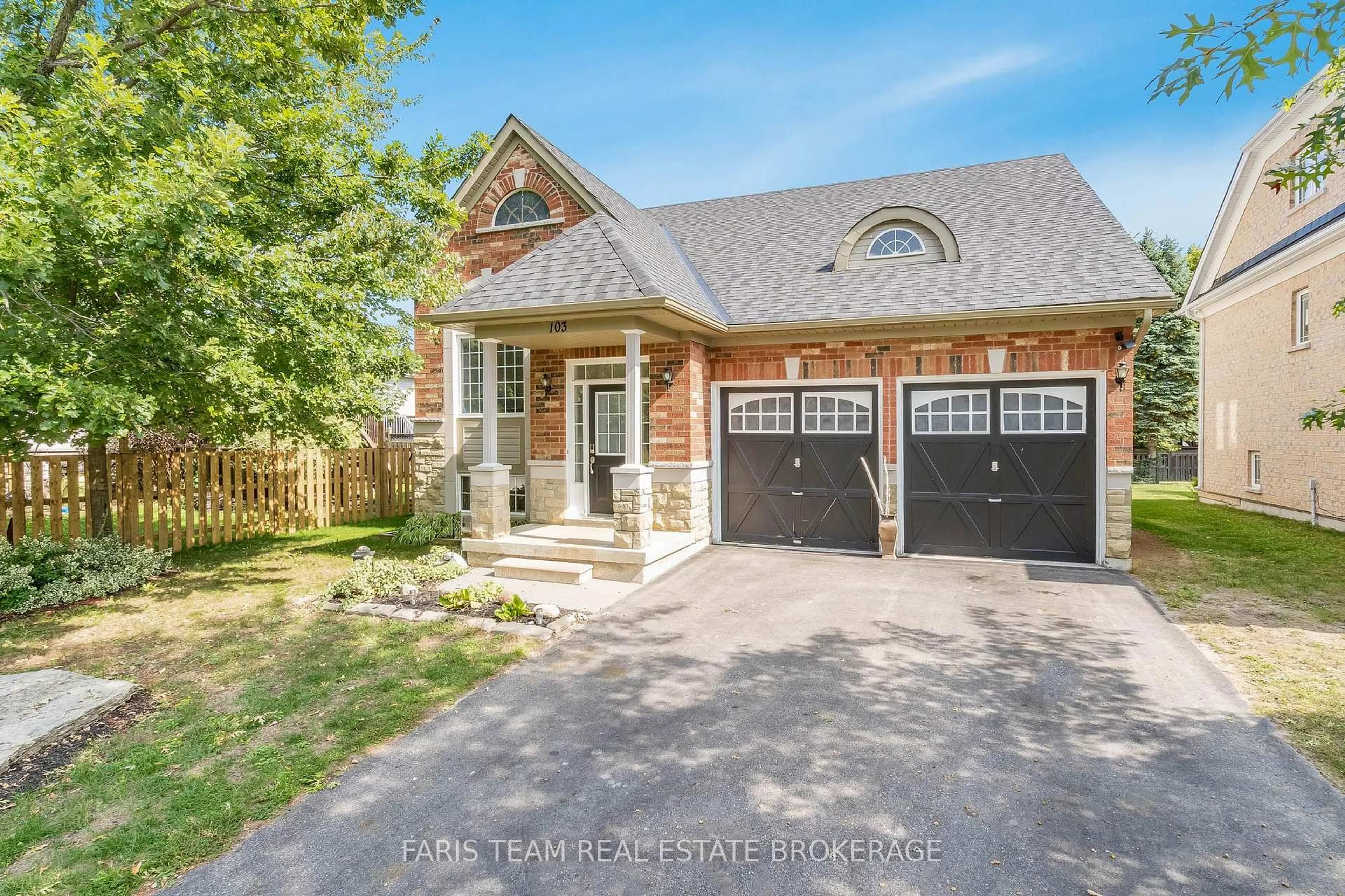 Home with brick exterior material, street for 103 41st St, Wasaga Beach Ontario L9Z 3B6