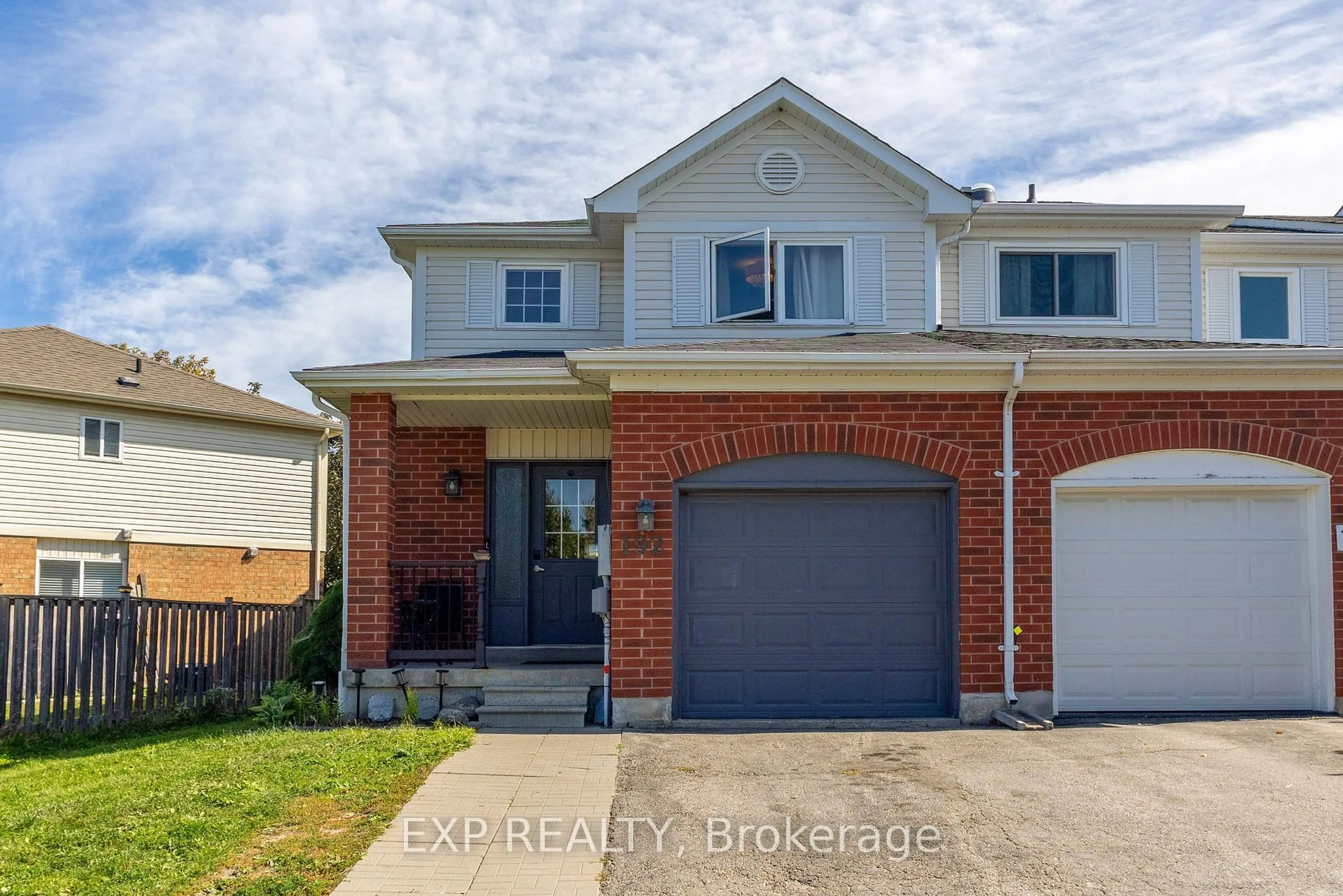 Home with brick exterior material, street for 192 Pickett Cres, Barrie Ontario L4N 8C2