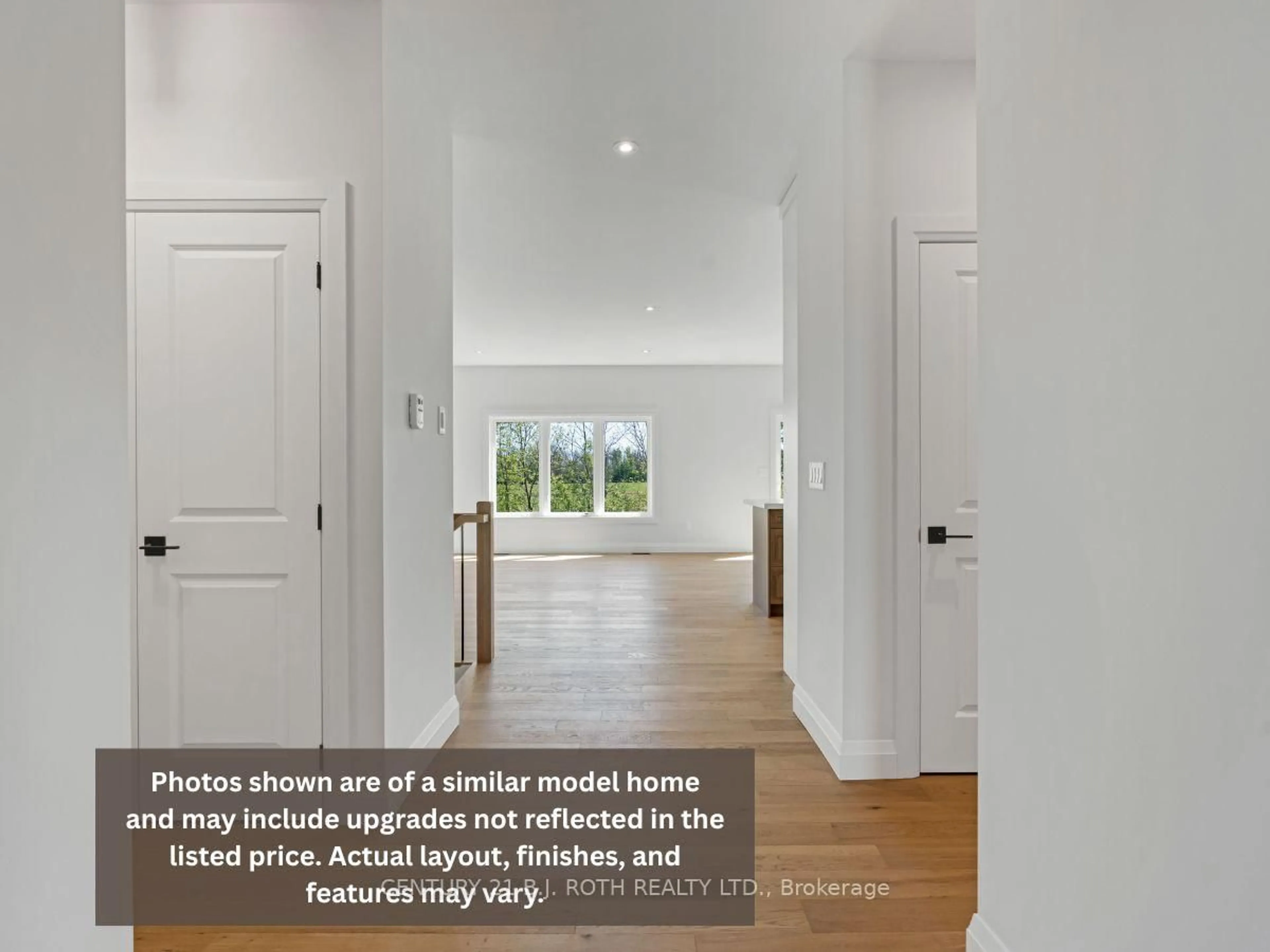 Indoor entryway for 25 Harold Ave, Severn Ontario L0K 1E0
