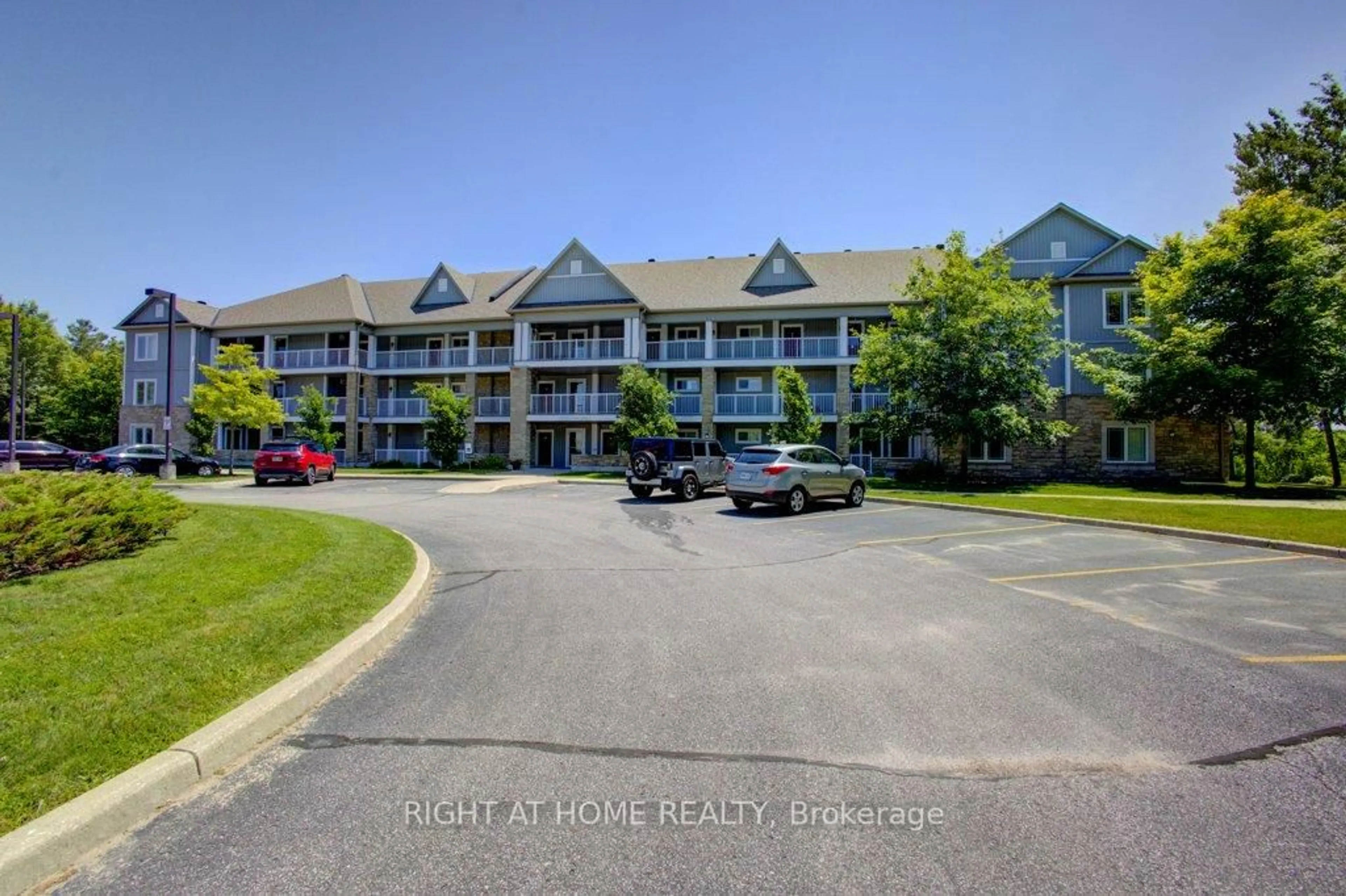 A pic from outside/outdoor area/front of a property/back of a property/a pic from drone, water/lake/river/ocean view for 60 Mulligan Lane #123, Wasaga Beach Ontario L9Z 0C5