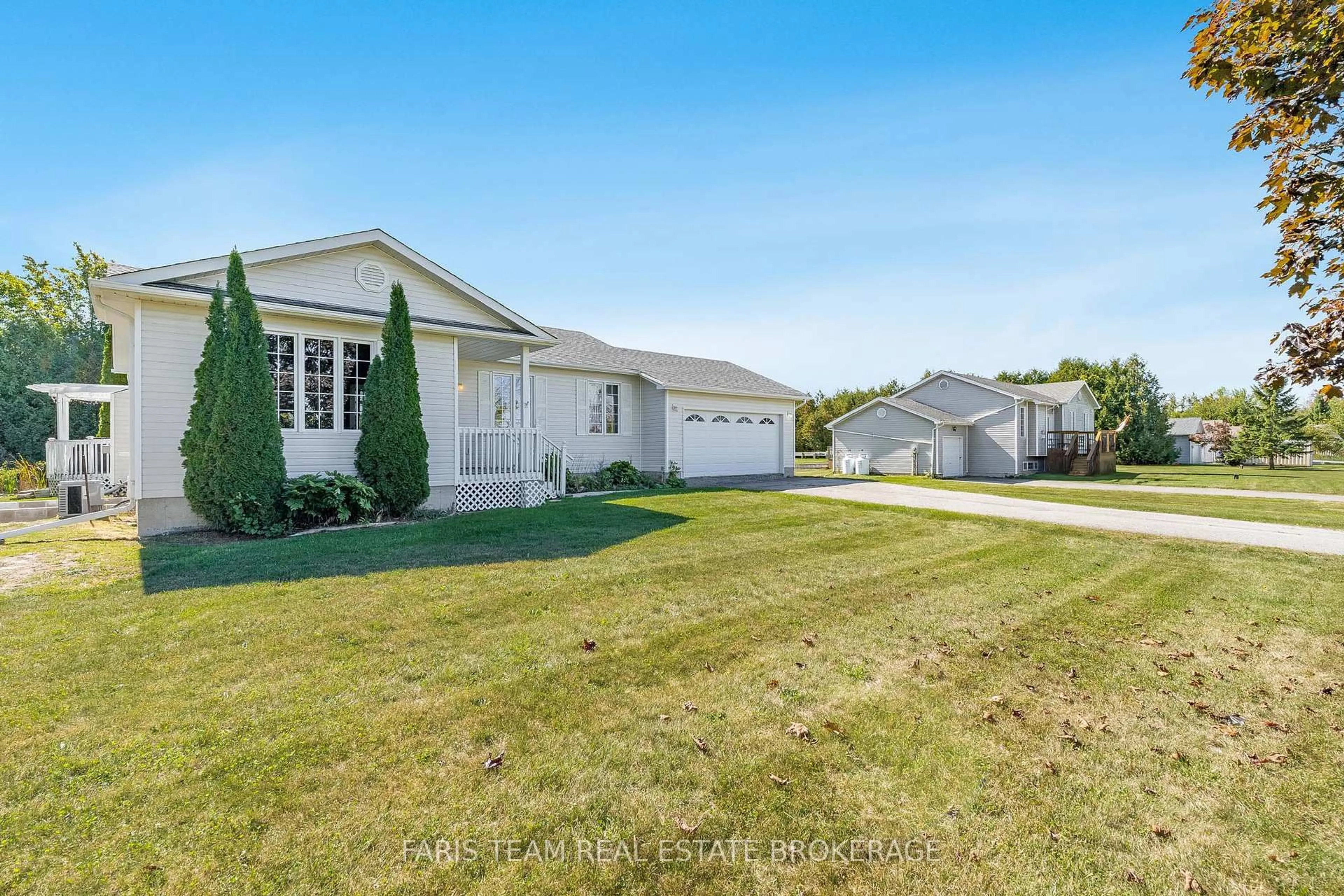 Home with vinyl exterior material, street for 4645 Orkney Beach Rd, Ramara Ontario L3V 0S1