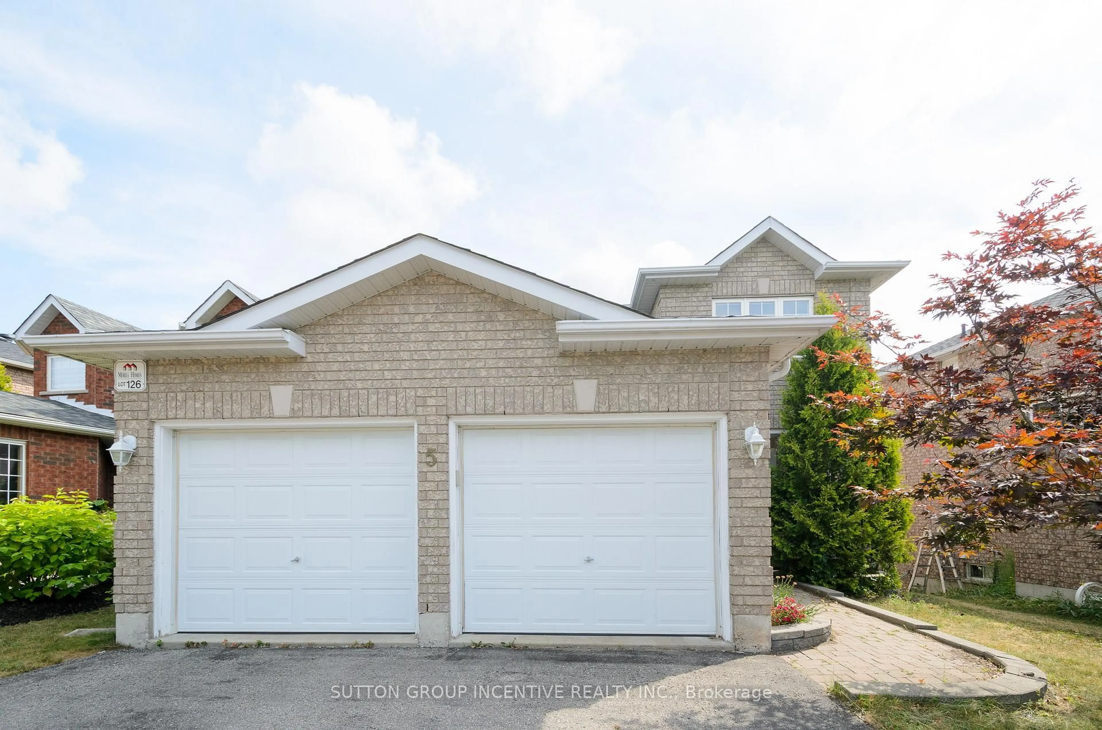 Unknown for 5 BROWN WOOD Dr, Barrie Ontario L4M 6N4