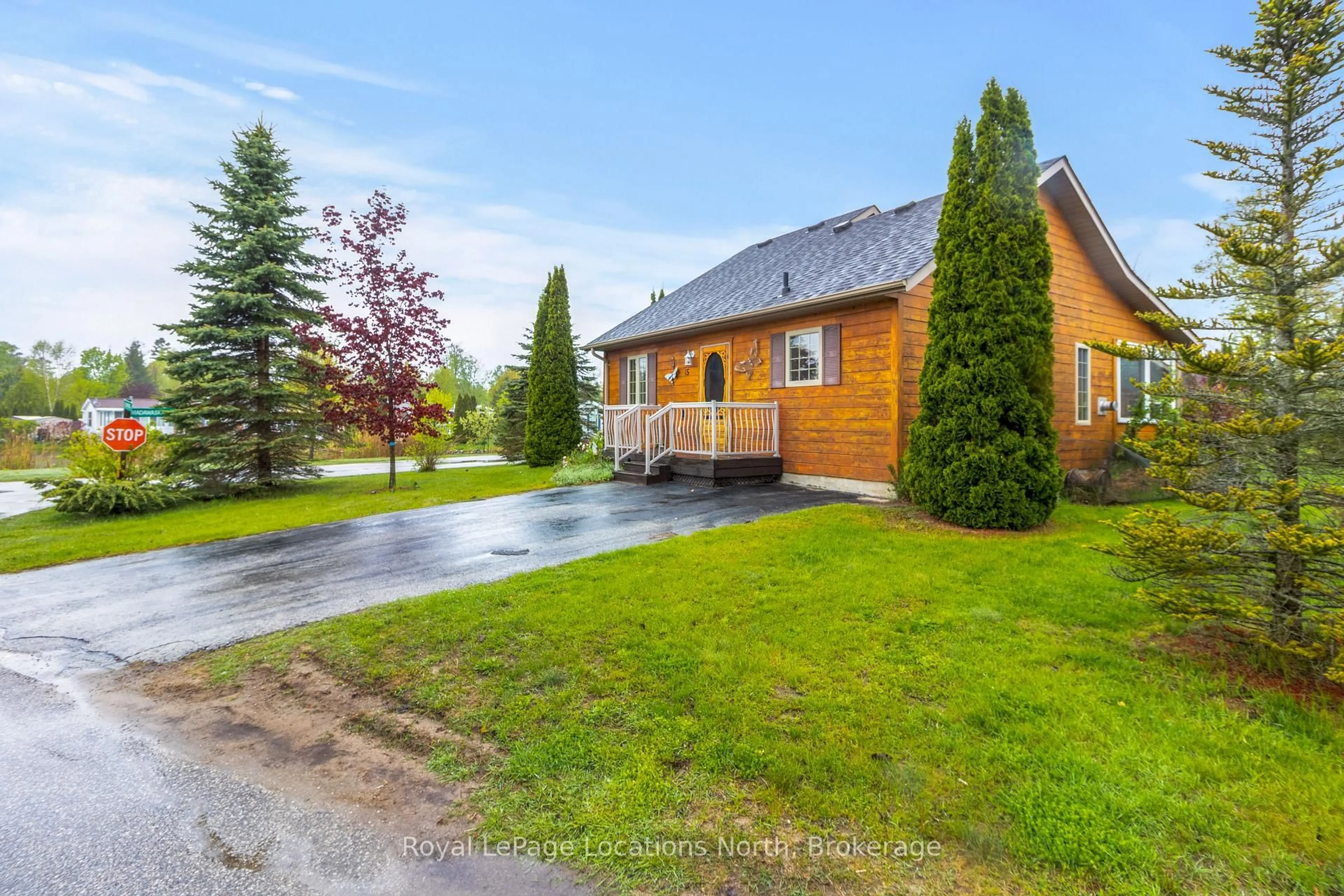 Unknown for 15 MADAWASKA Tr, Wasaga Beach Ontario L9Z 1X7