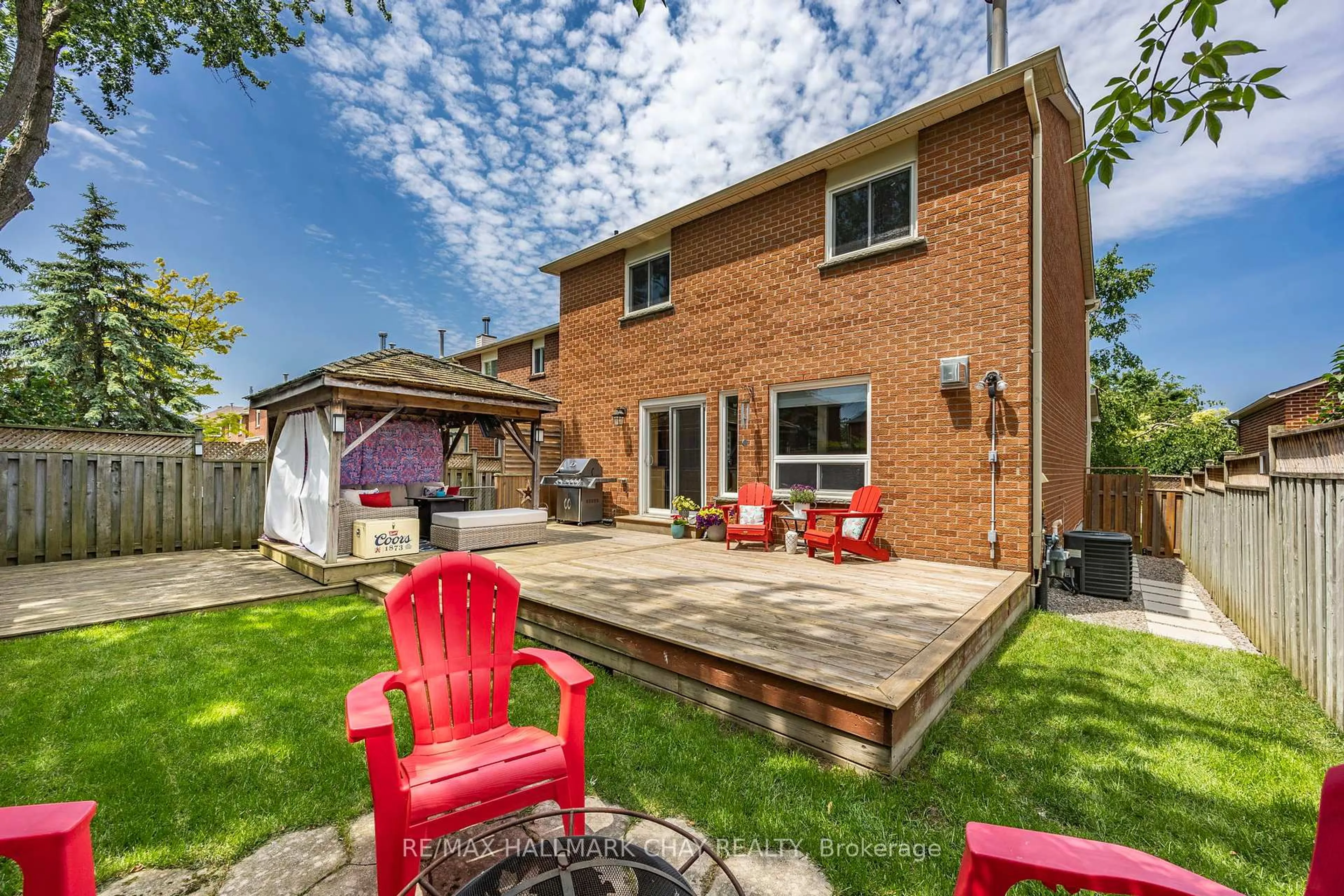 Patio, street for 65 McDougall Dr, Barrie Ontario L4N 7H6
