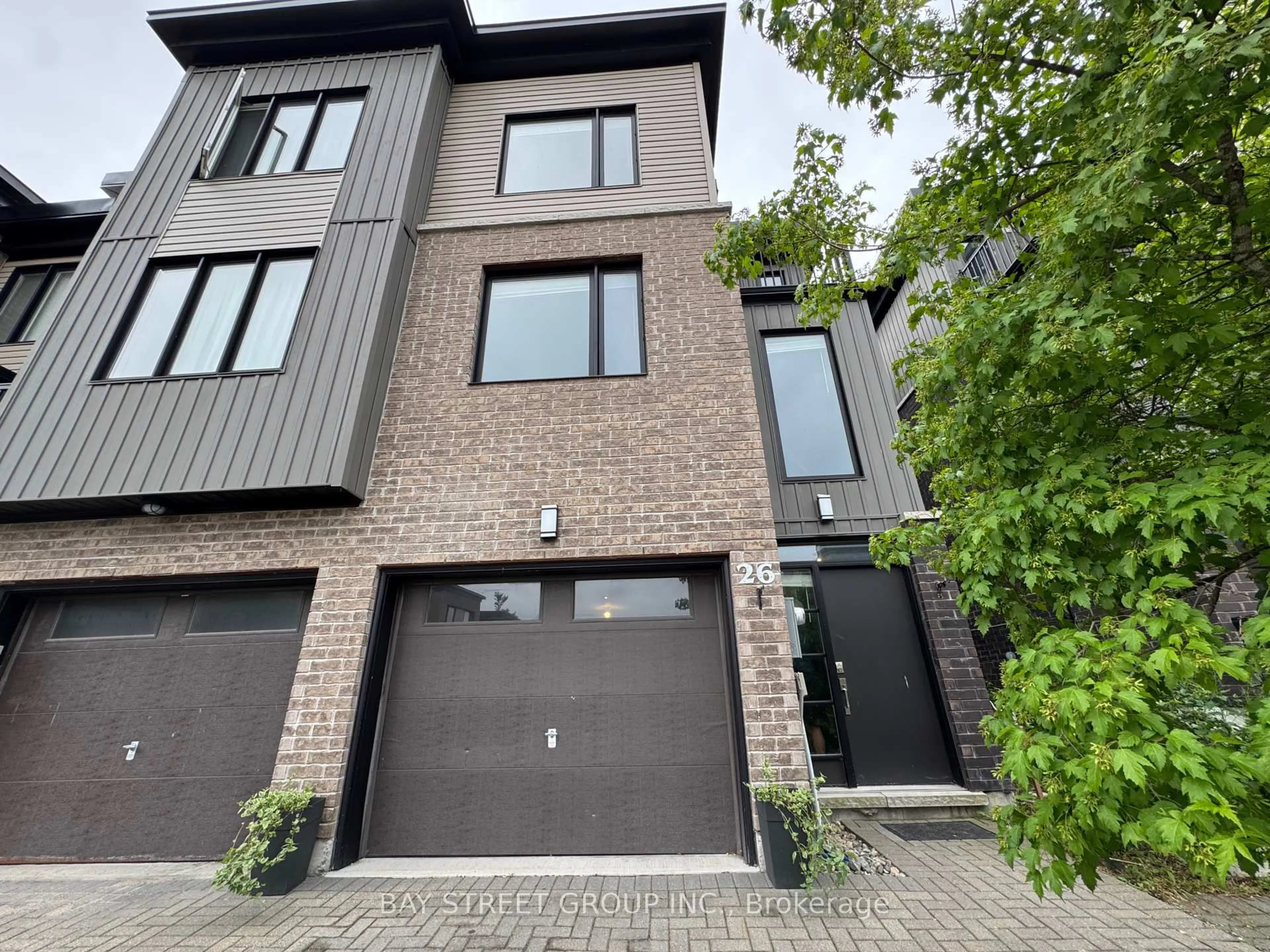 Home with brick exterior material, street for 199 Ardagh Rd #26, Barrie Ontario L4N 3V5