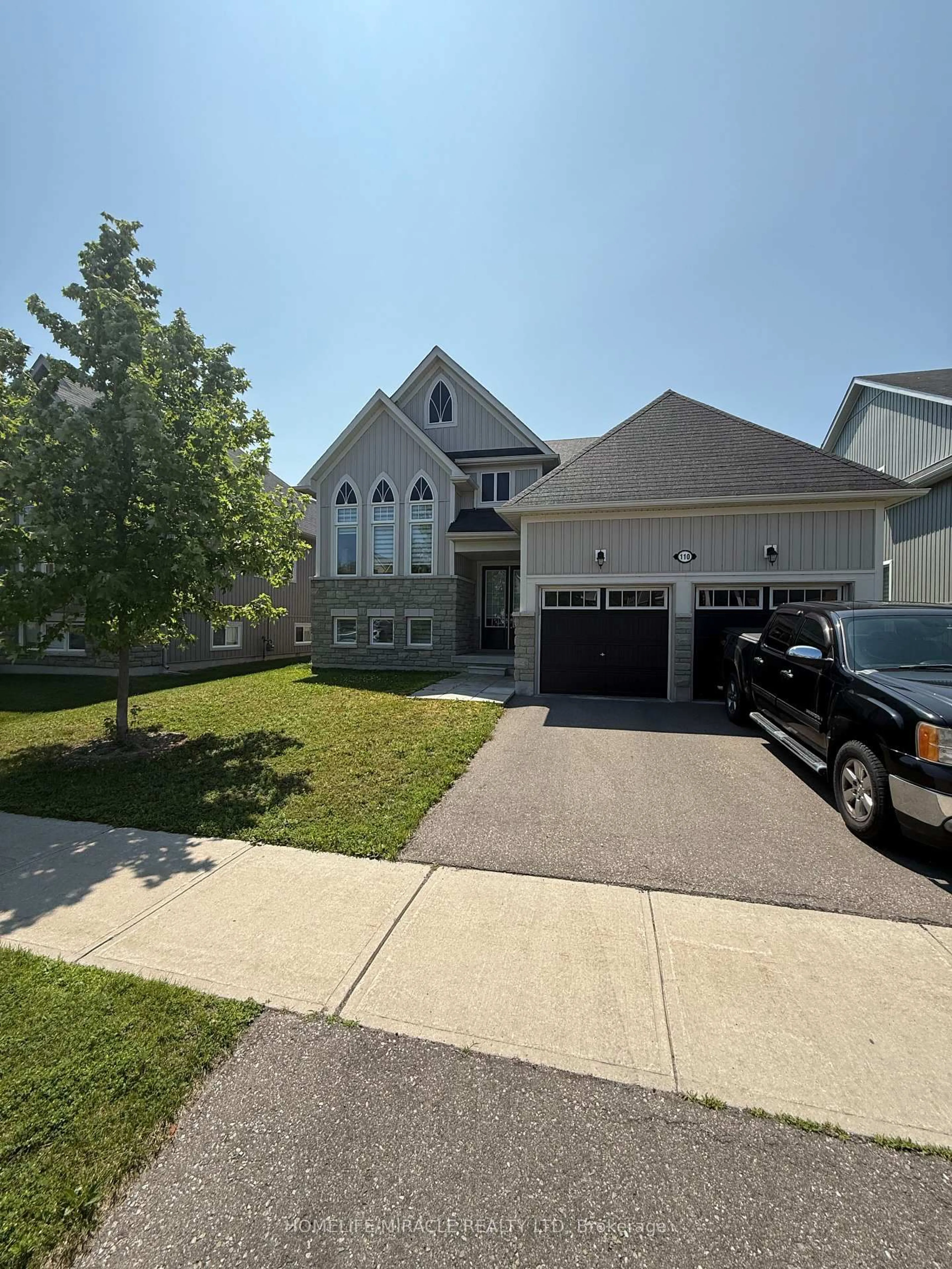 Home with vinyl exterior material, street for 110 Allegra Dr, Wasaga Beach Ontario L9Z 0H2