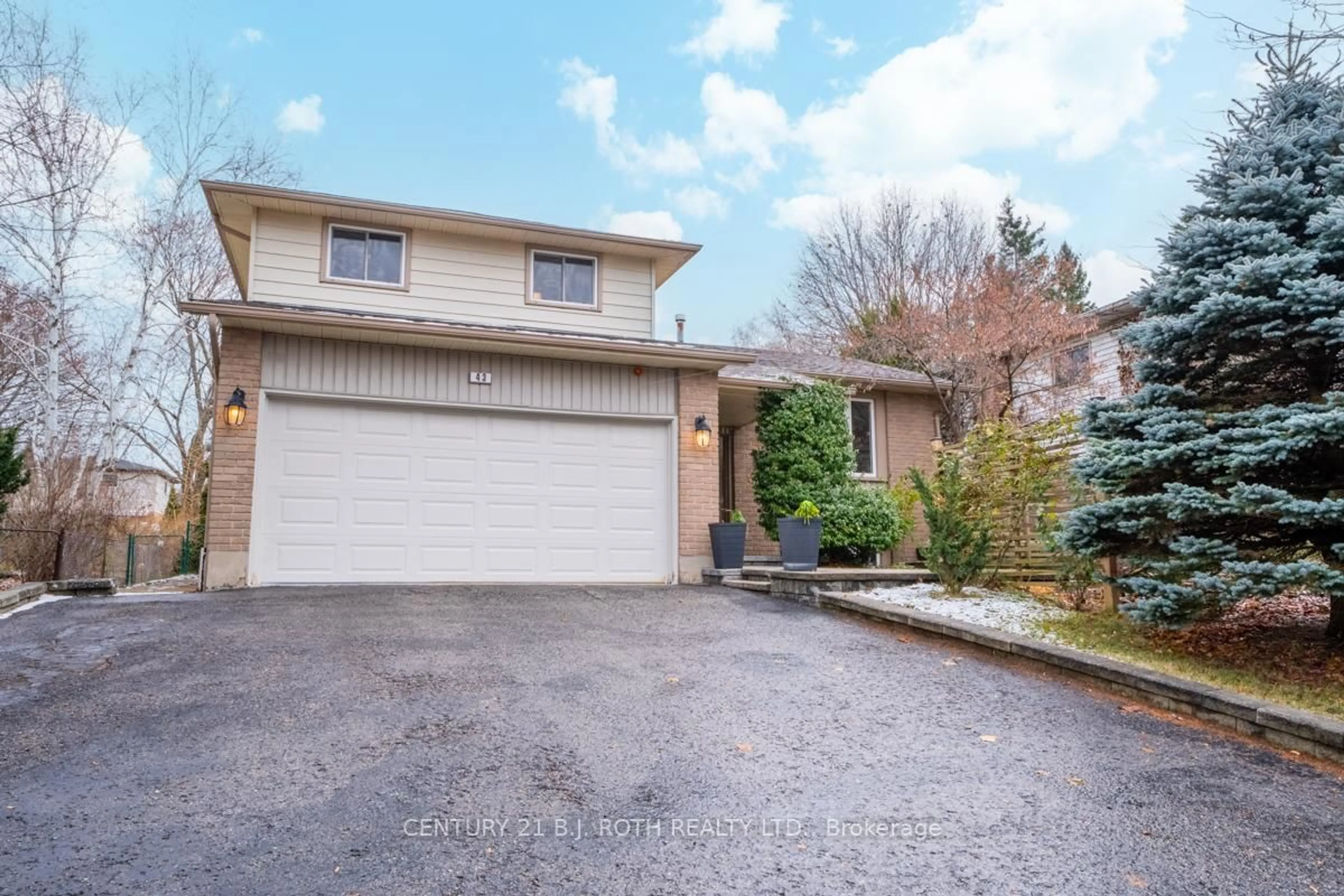 Unknown for 43 Shoreview Dr, Barrie Ontario L4M 1G2