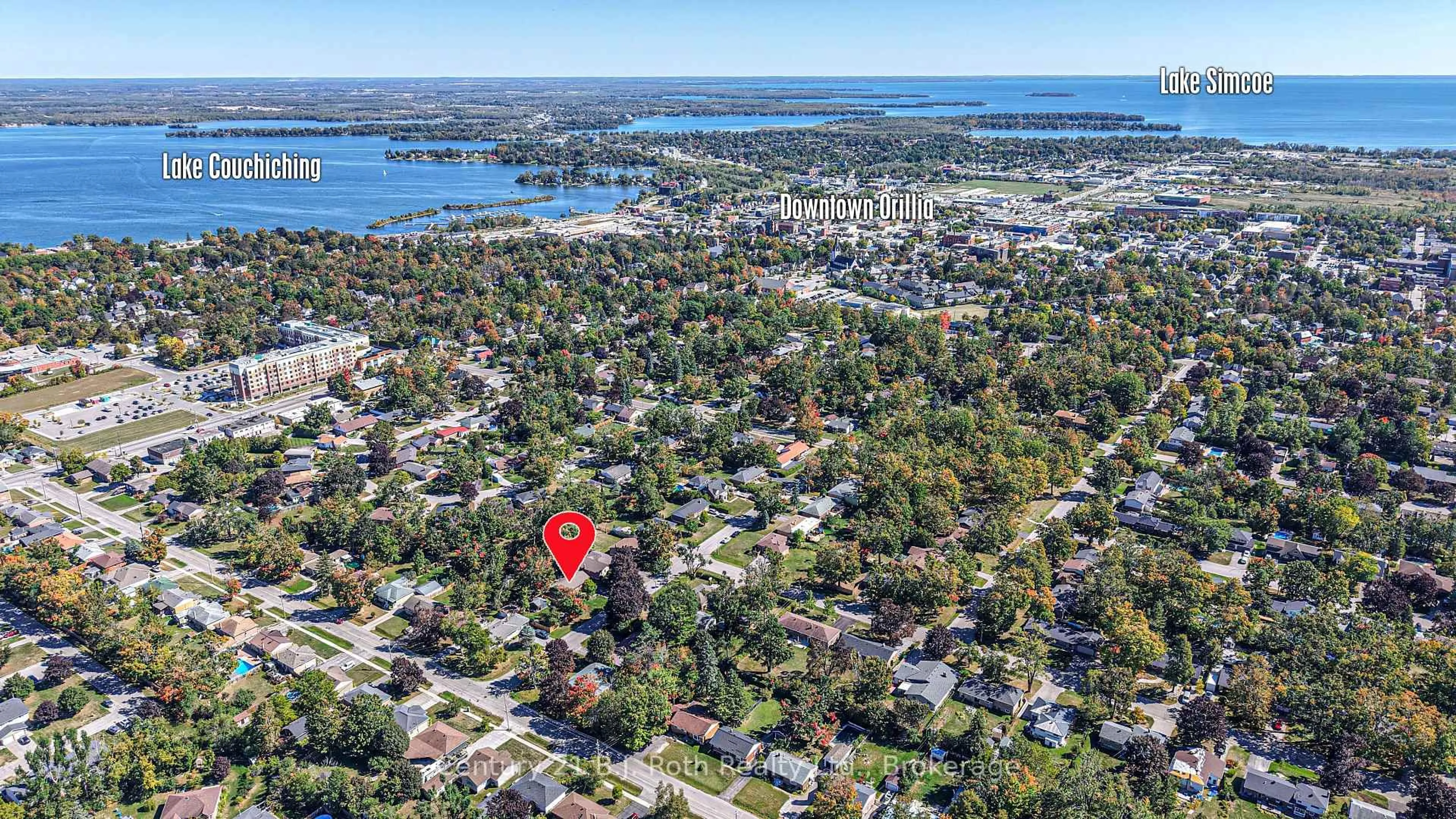 A pic from outside/outdoor area/front of a property/back of a property/a pic from drone, water/lake/river/ocean view for 262 Lawrence Ave, Orillia Ontario L3V 5M4