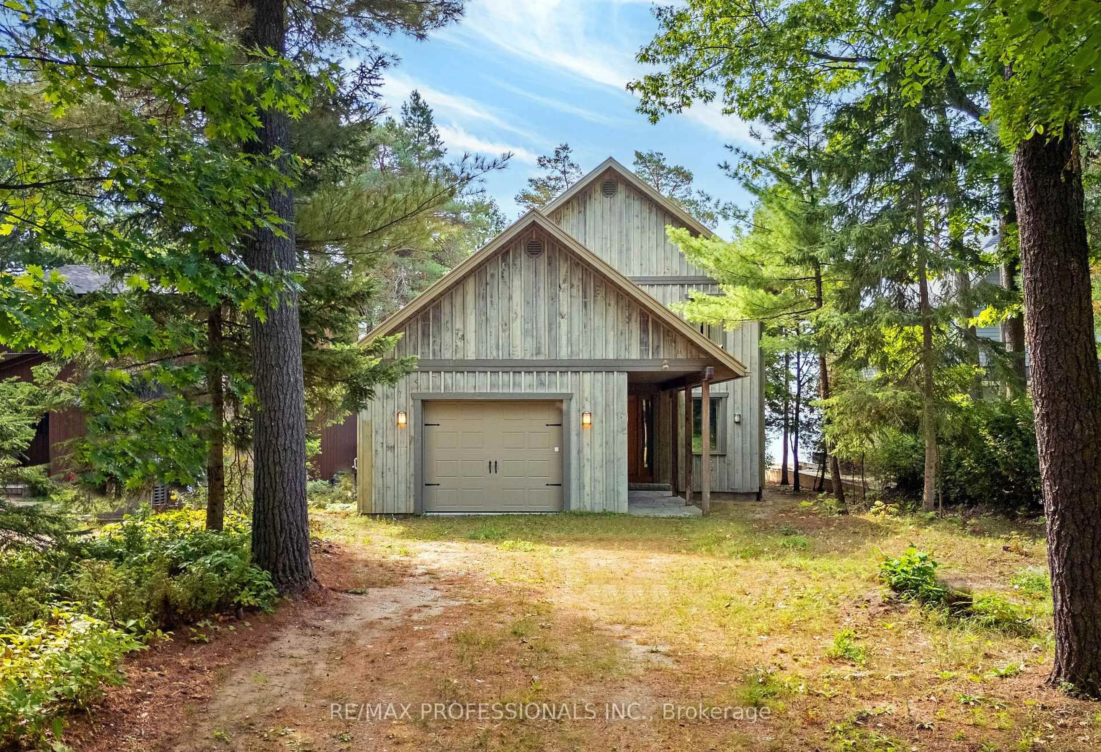 Shed for 12 Walker Rd, Tiny Ontario L0L 2J0