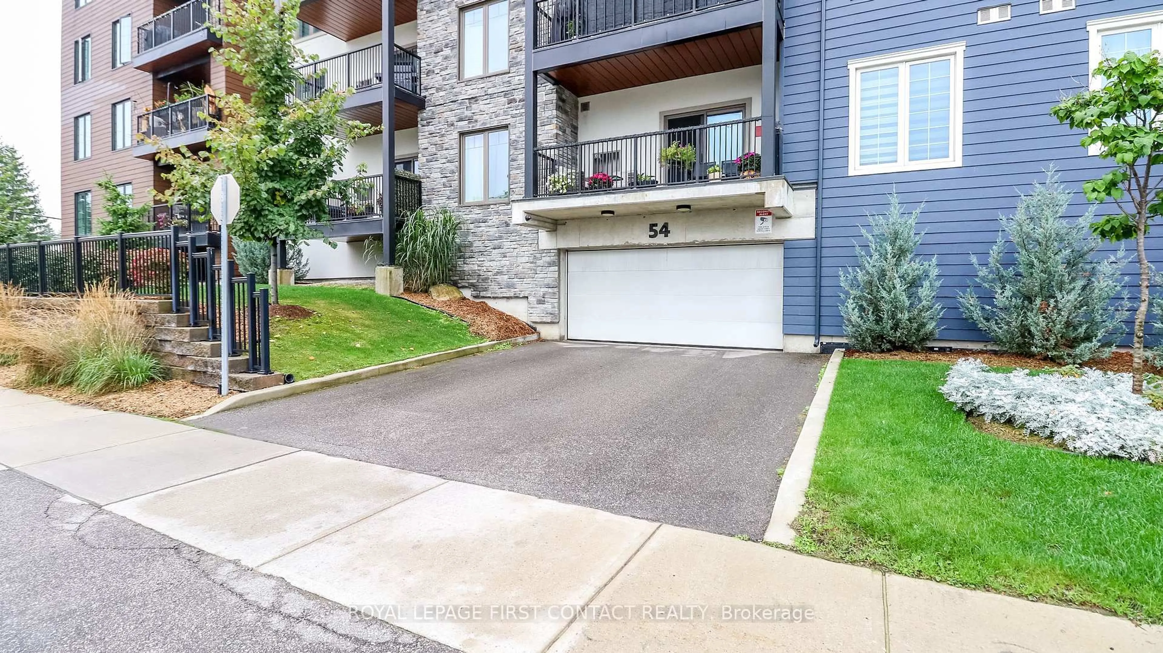 Unknown for 54 Koda St #302, Barrie Ontario L9J 0J6