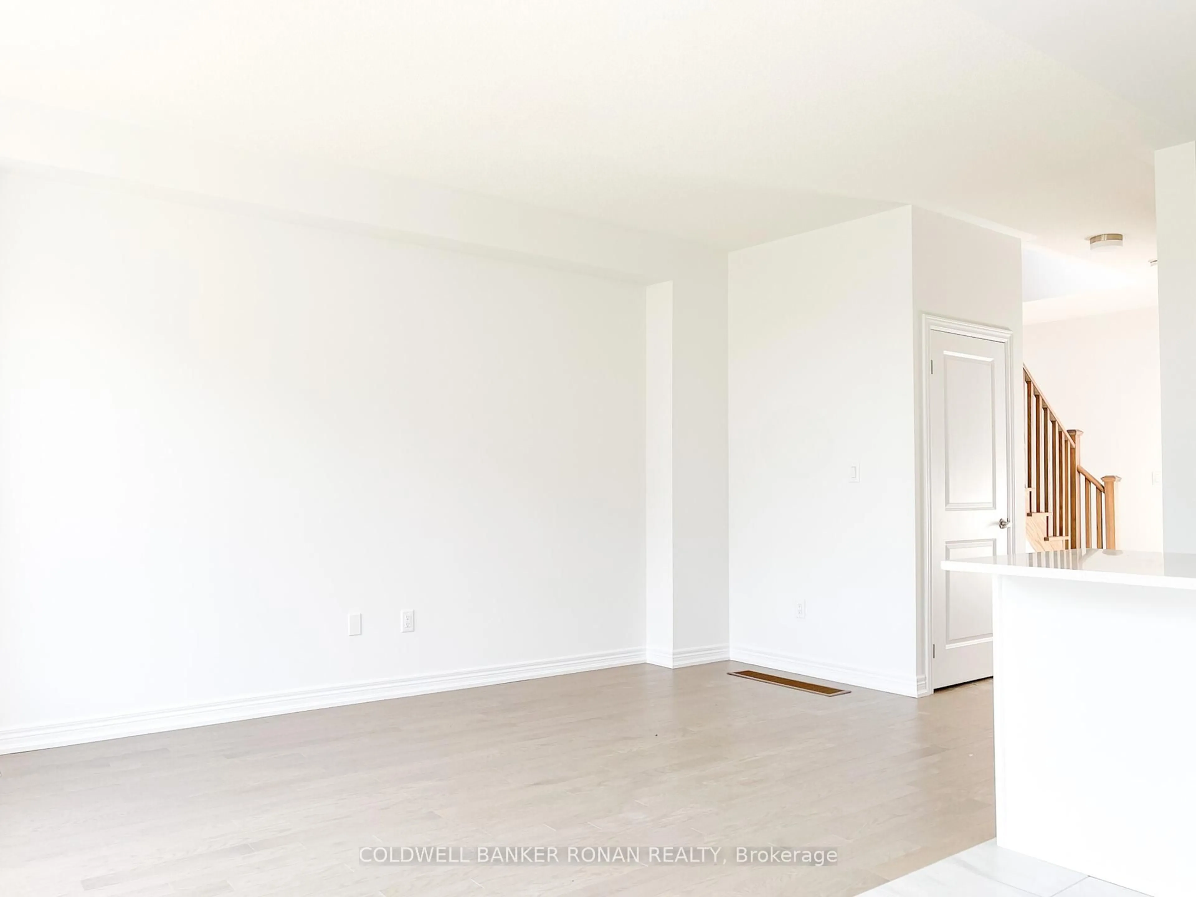 A pic of a room for 29 Milady Cres, Barrie Ontario L9J 0X3