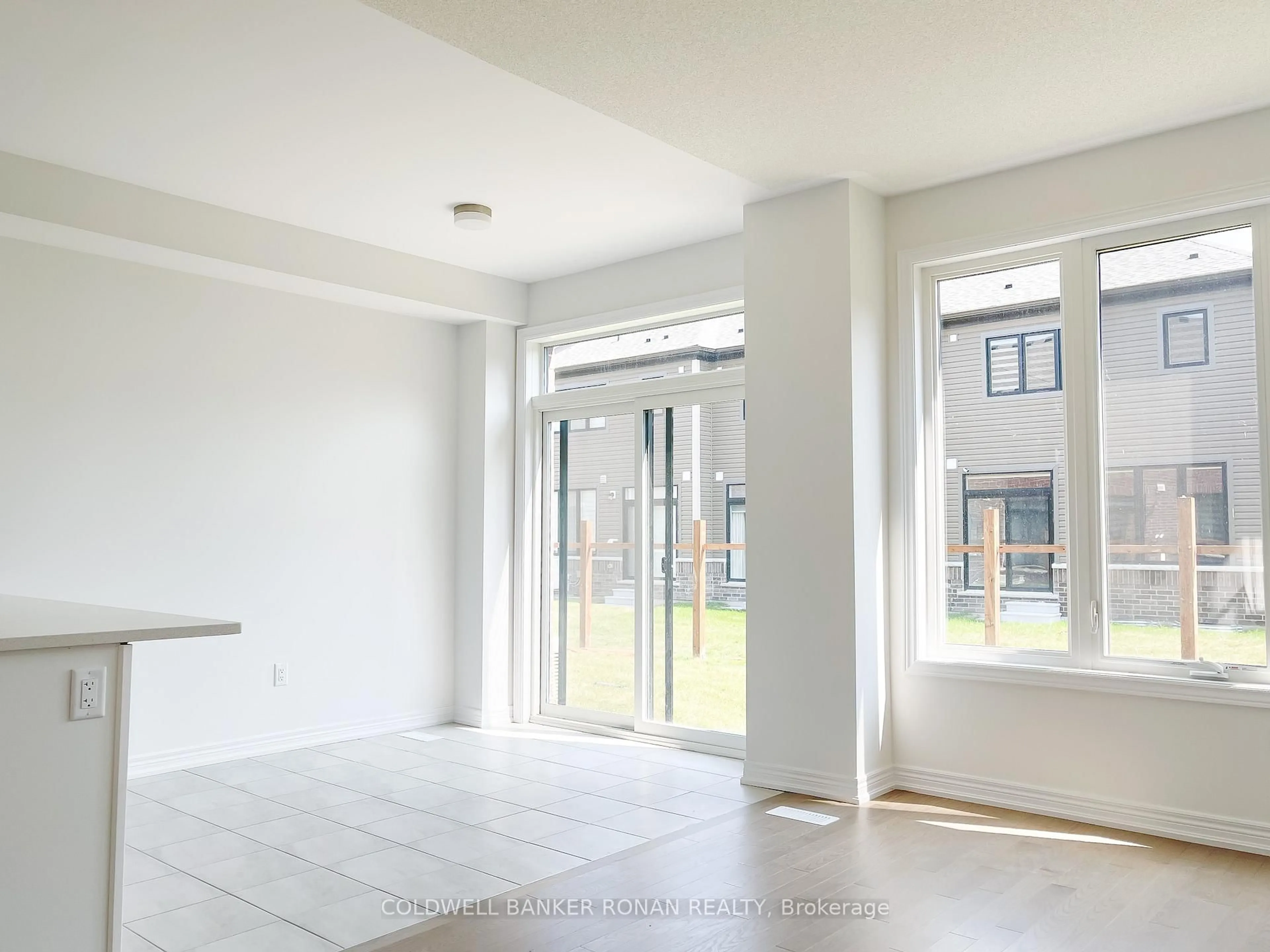 A pic of a room for 29 Milady Cres, Barrie Ontario L9J 0X3