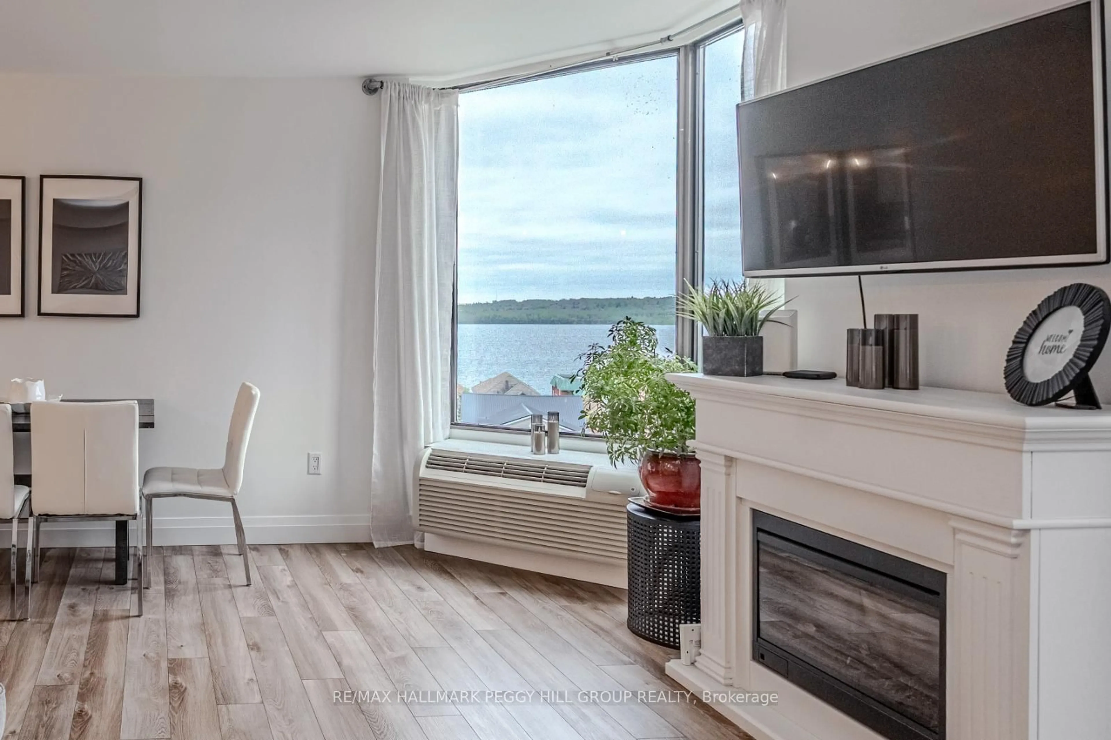A pic of a room for 181 Collier St #504, Barrie Ontario L4M 5L6