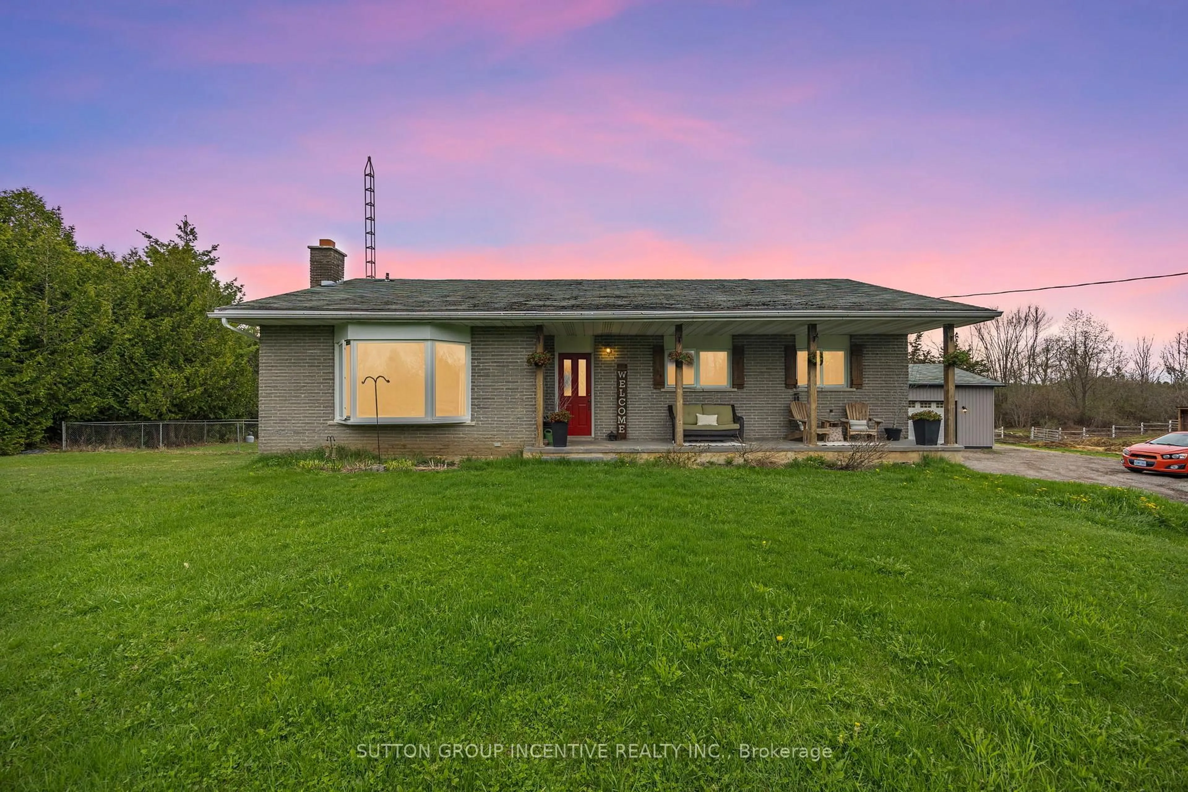 A pic from outside/outdoor area/front of a property/back of a property/a pic from drone, street for 2266 FOXMEAD Rd, Oro-Medonte Ontario L0K 1E0