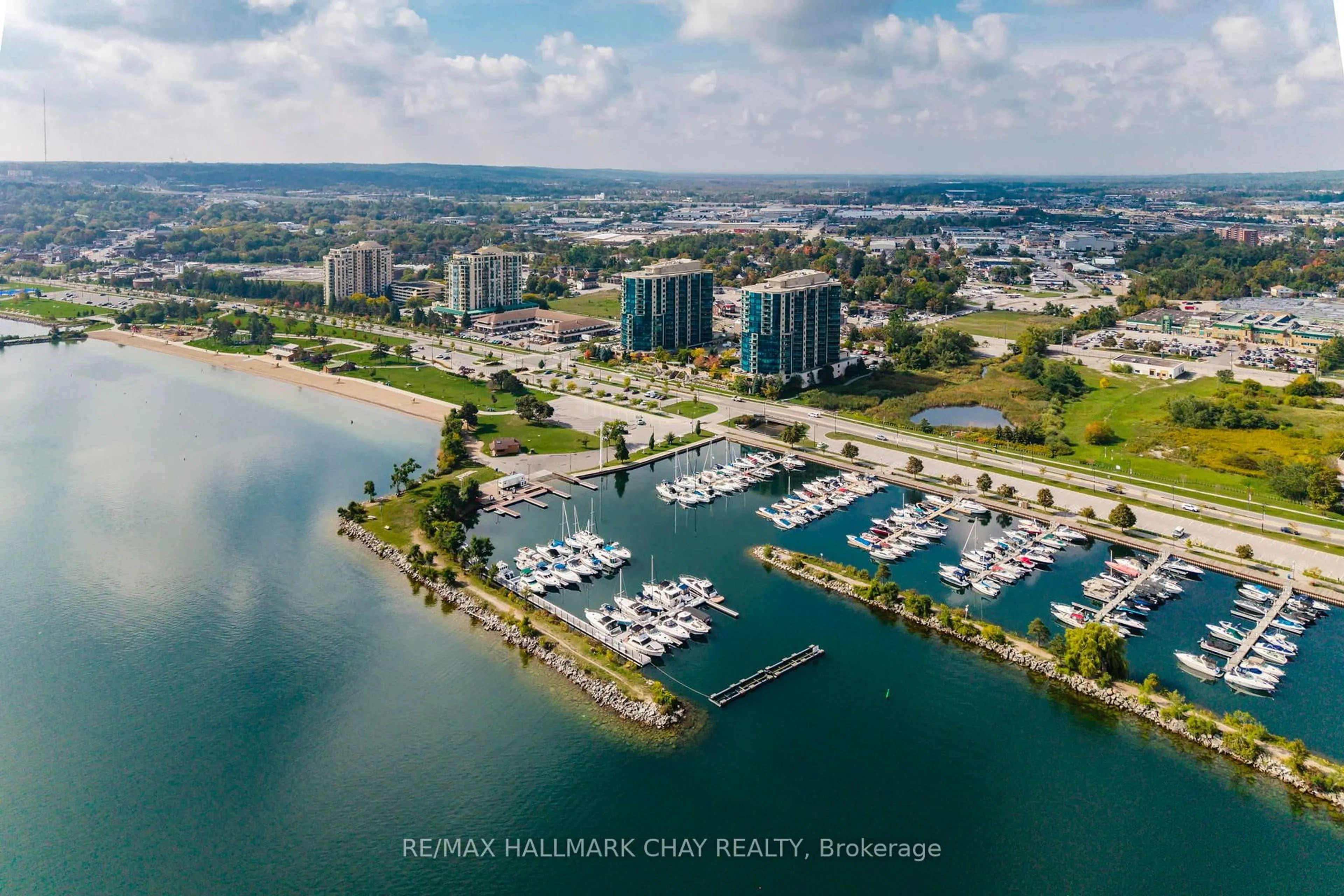 A pic from outside/outdoor area/front of a property/back of a property/a pic from drone, water/lake/river/ocean view for 33 Ellen St #603, Barrie Ontario L4N 6E9