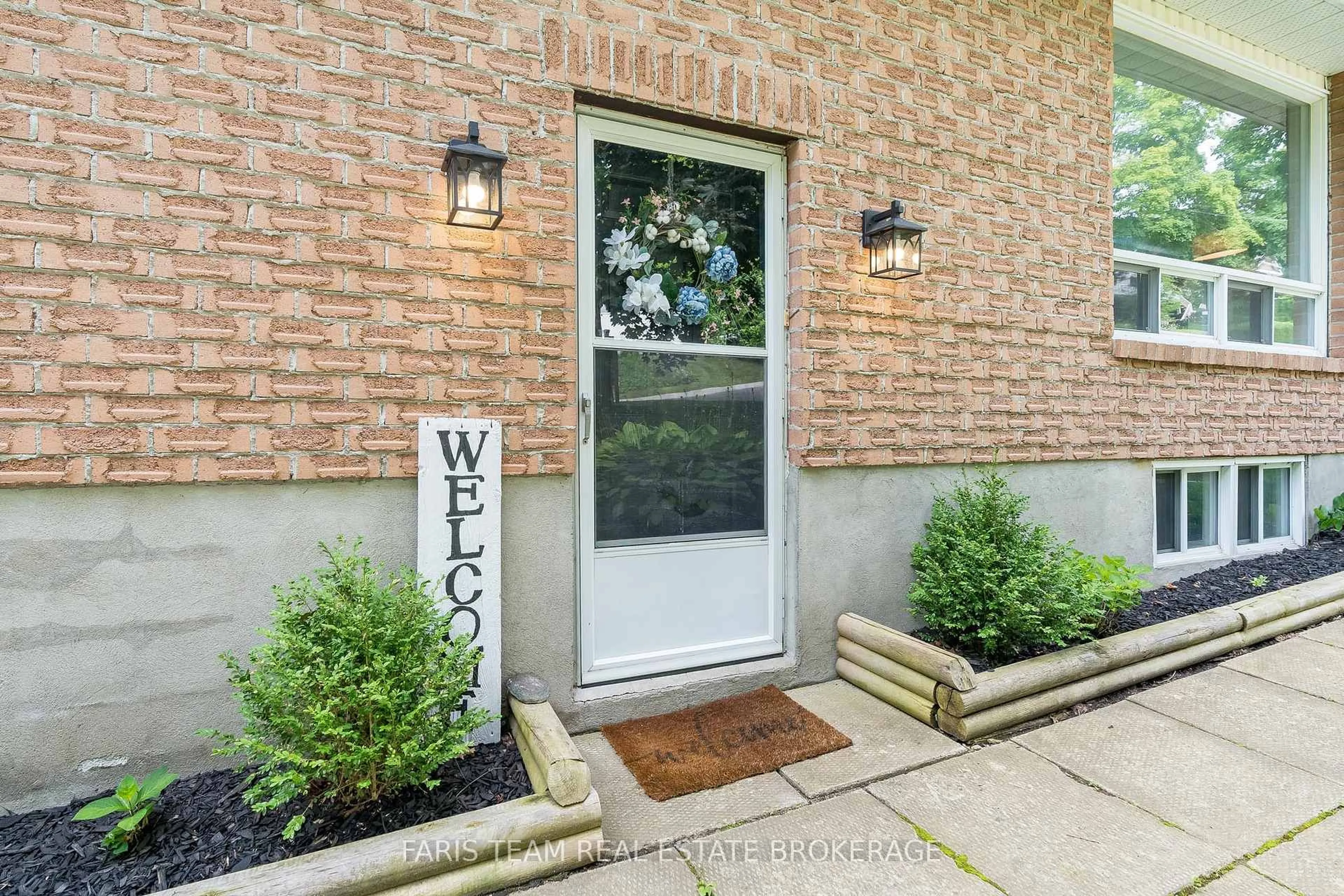 Unknown for 427 Ann St, Tay Ontario L0K 1R0