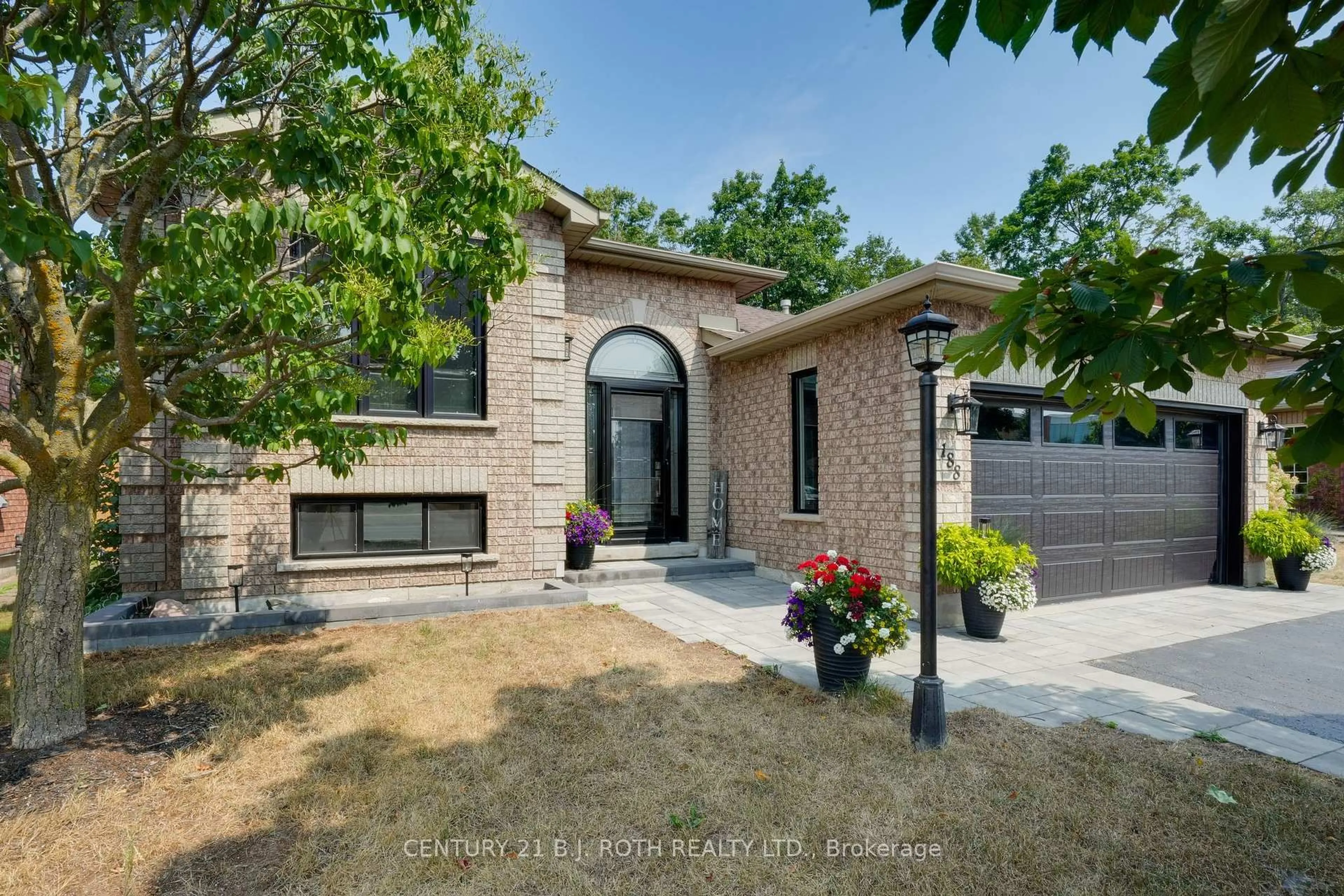 Home with brick exterior material, street for 188 Mapleton Ave, Barrie Ontario L4N 8T6