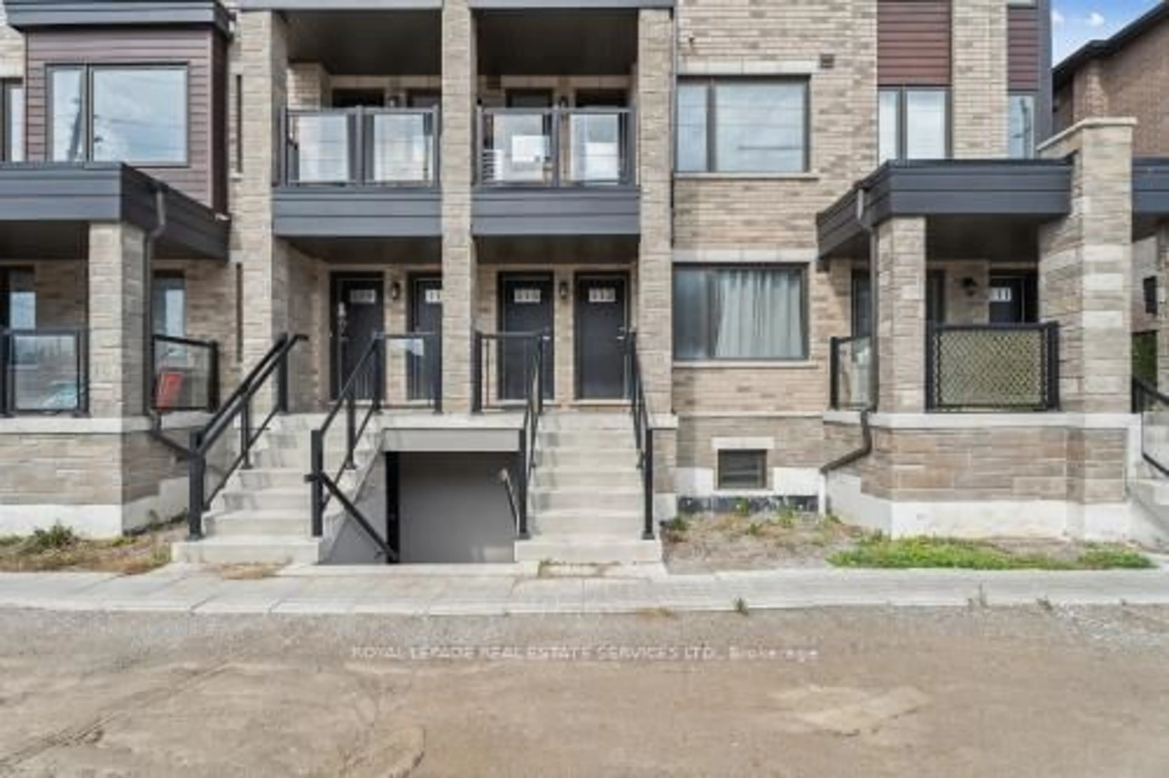 Home with brick exterior material, street for 115 Appletree Lane, Barrie Ontario L9J 0P1