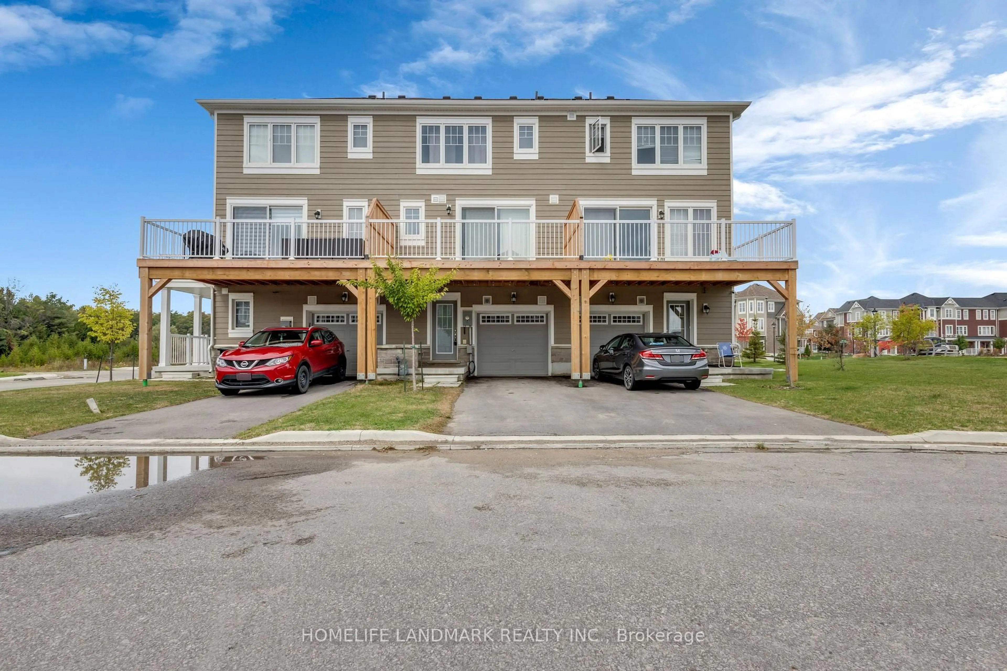 A pic from outside/outdoor area/front of a property/back of a property/a pic from drone, street for 6 Spencer Blvd, Wasaga Beach Ontario L9Z 0K1