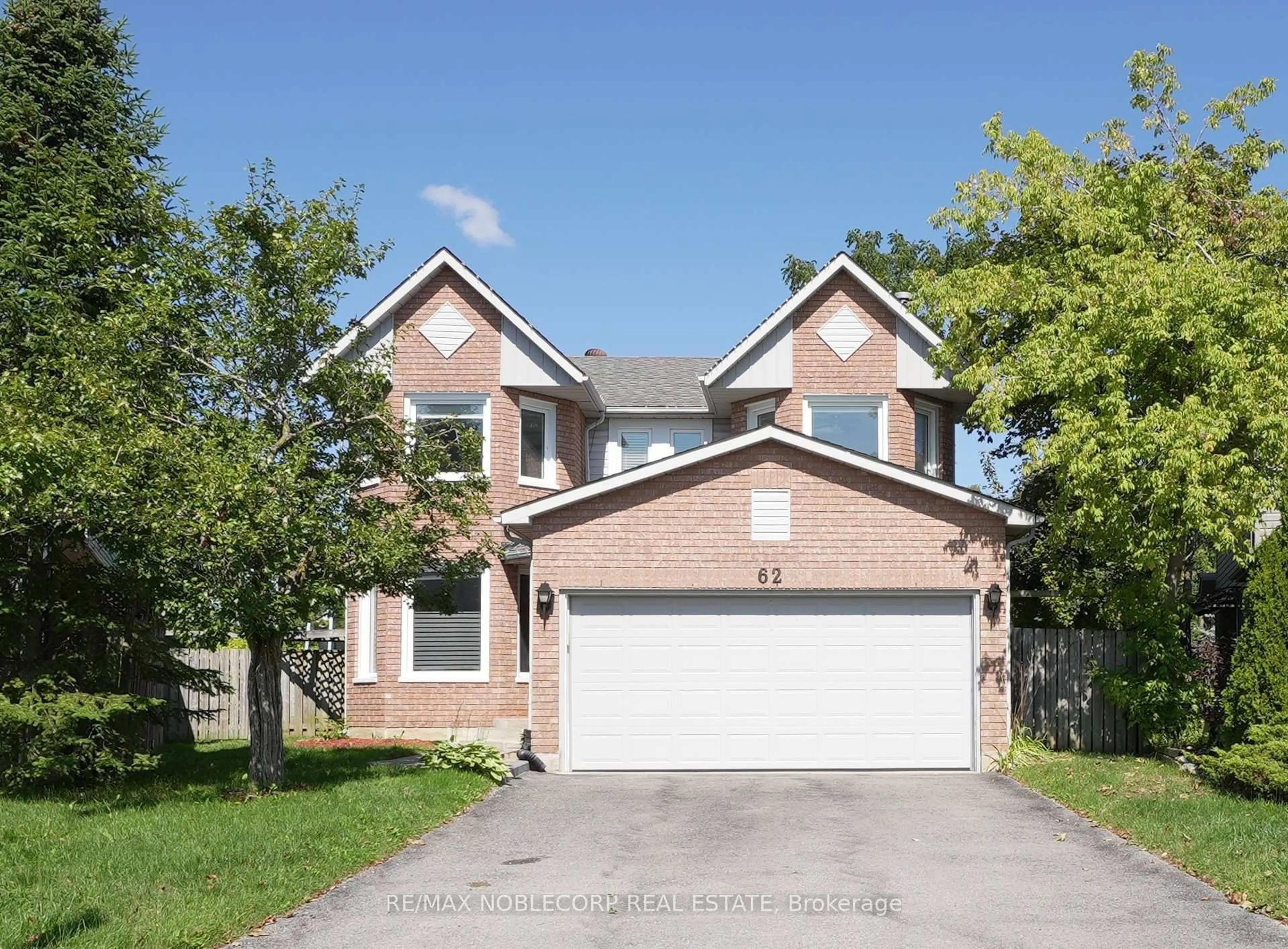 Home with brick exterior material, street for 62 O'Shaughnessy Cres, Barrie Ontario L4N 7L8
