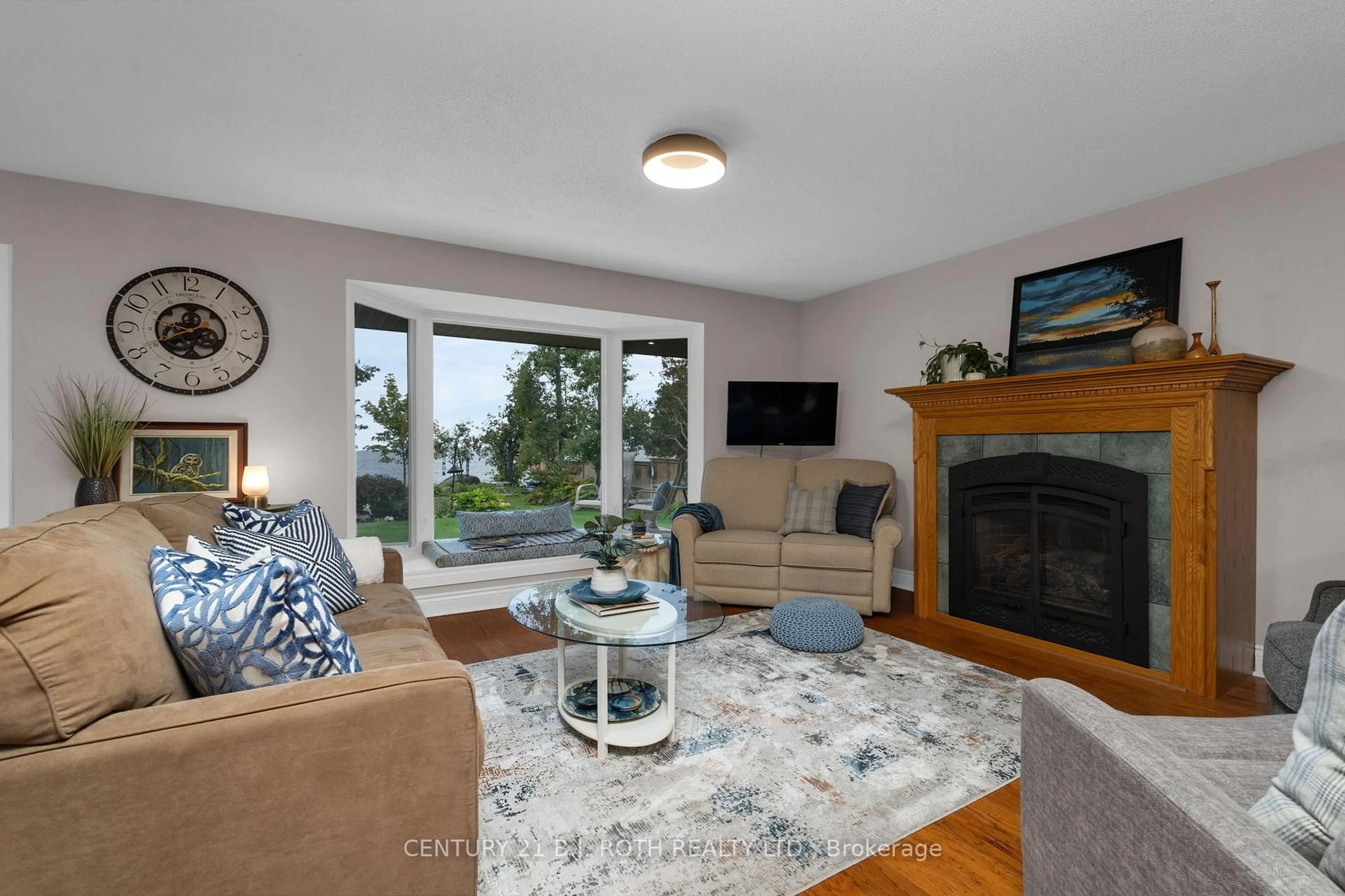 Living room with furniture, unknown for 31 O'Connell Lane, Oro-Medonte Ontario L0L 2E0