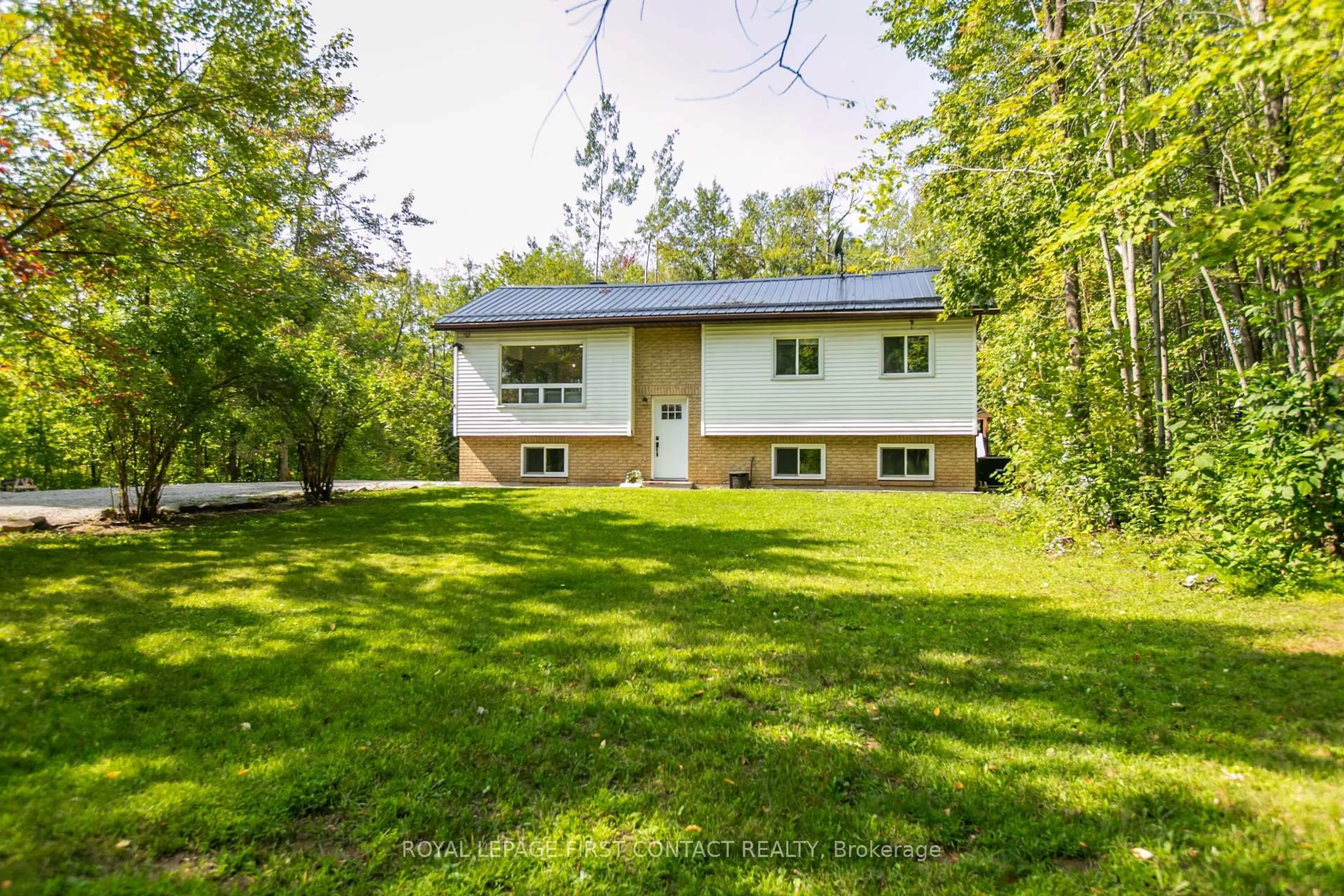 Home with vinyl exterior material, unknown for 5532 Old Udney Sdrd, Ramara Ontario L3V 0P6