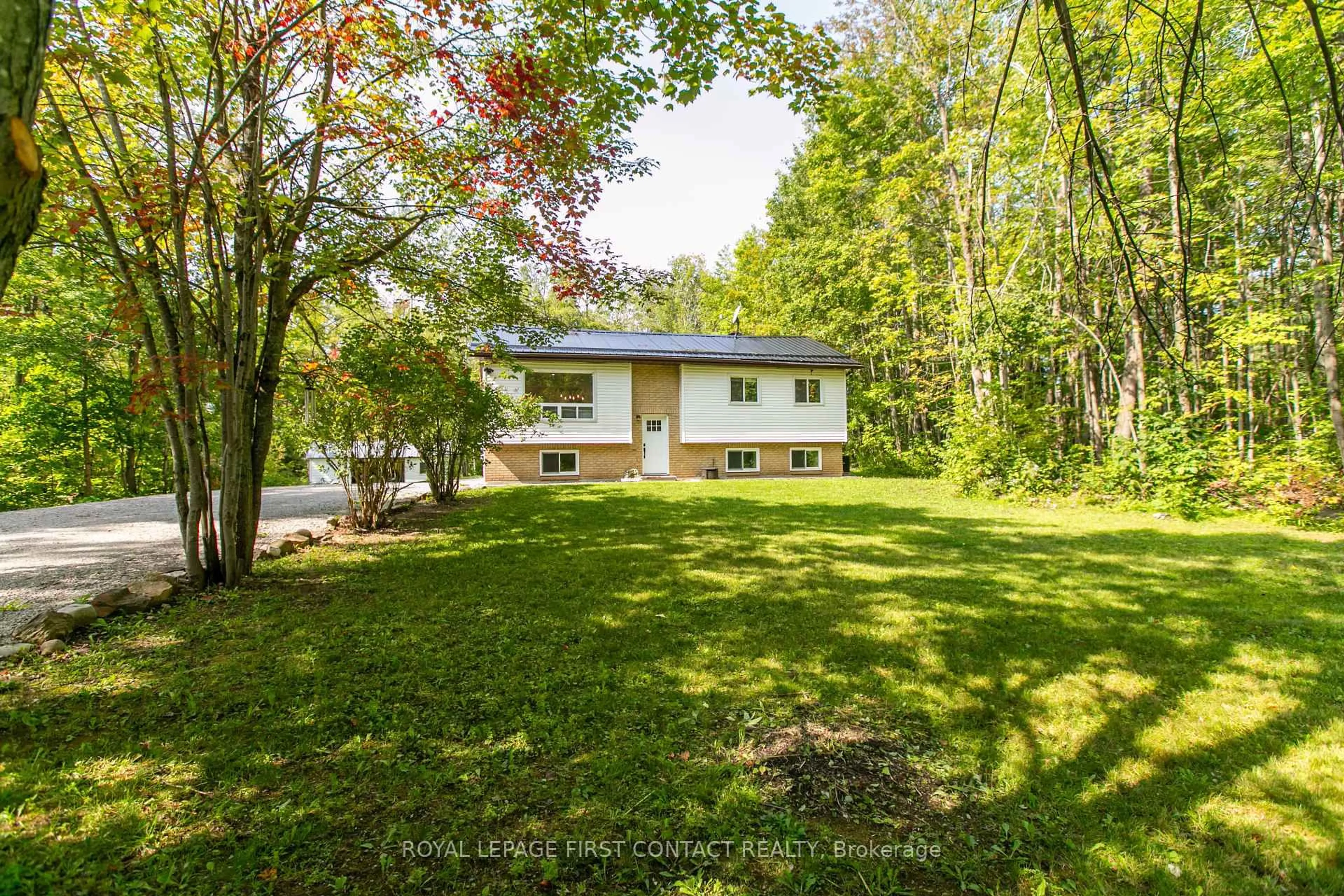 A pic from outside/outdoor area/front of a property/back of a property/a pic from drone, unknown for 5532 Old Udney Sdrd, Ramara Ontario L3V 0P6