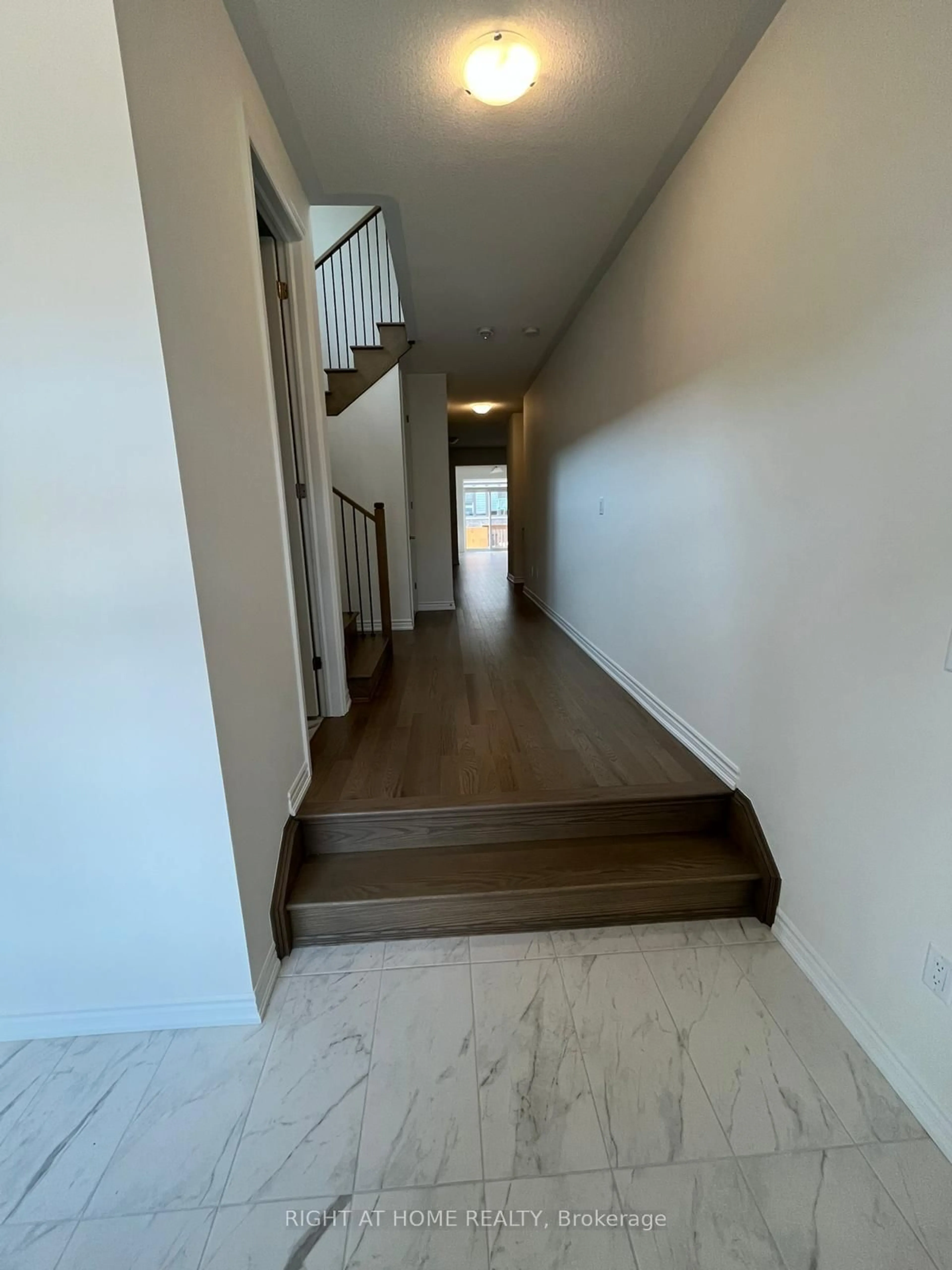 Unknown for 13 Gemini Dr, Barrie Ontario L9J 0H6