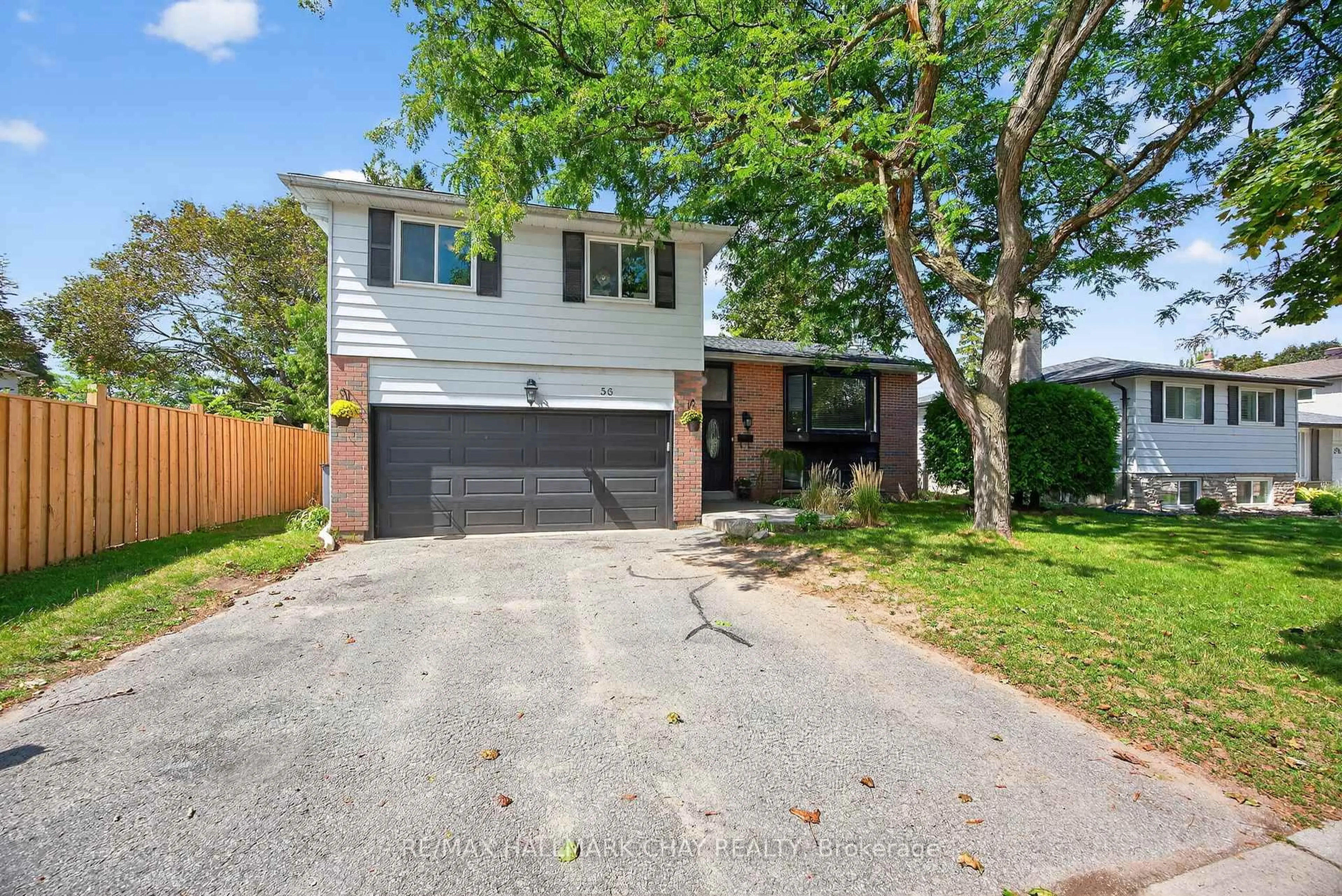 Unknown for 56 Briar Rd, Barrie Ontario L4N 3M4