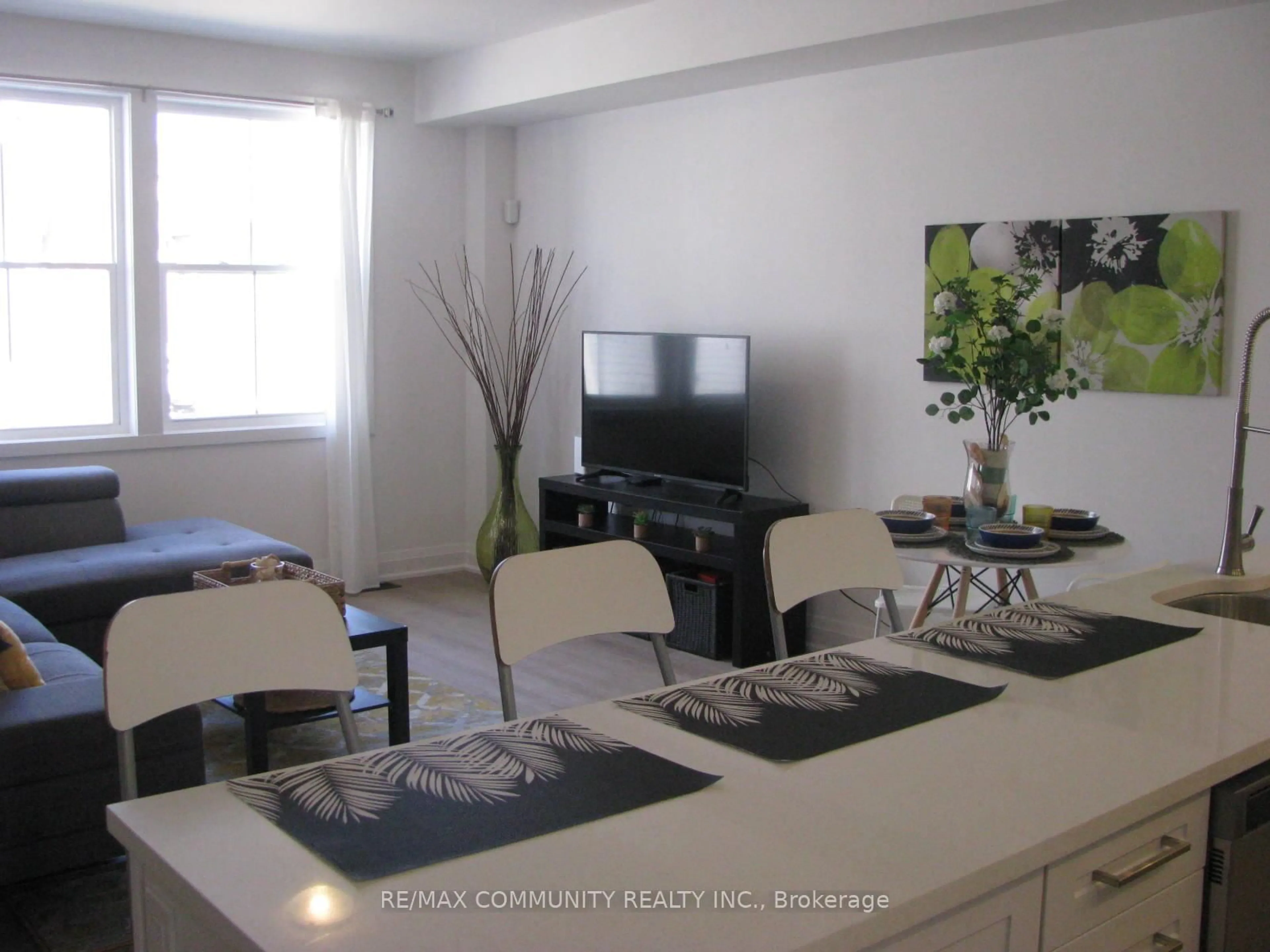 A pic of a room for 31 Discovery Tr, Midland Ontario L4R 0H3