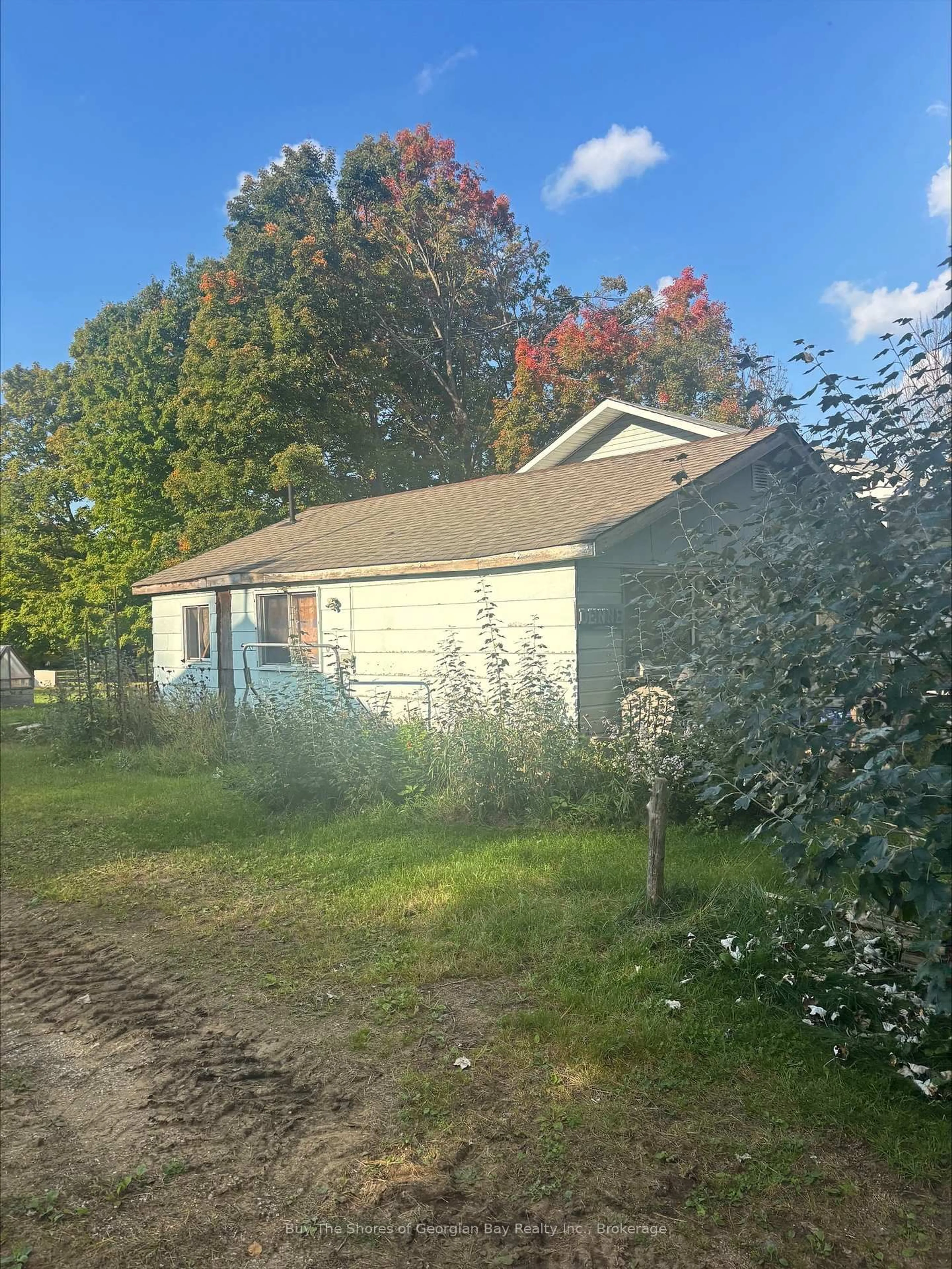 Shed for 3138 Robb Crt, Tay Ontario L0K 2C0