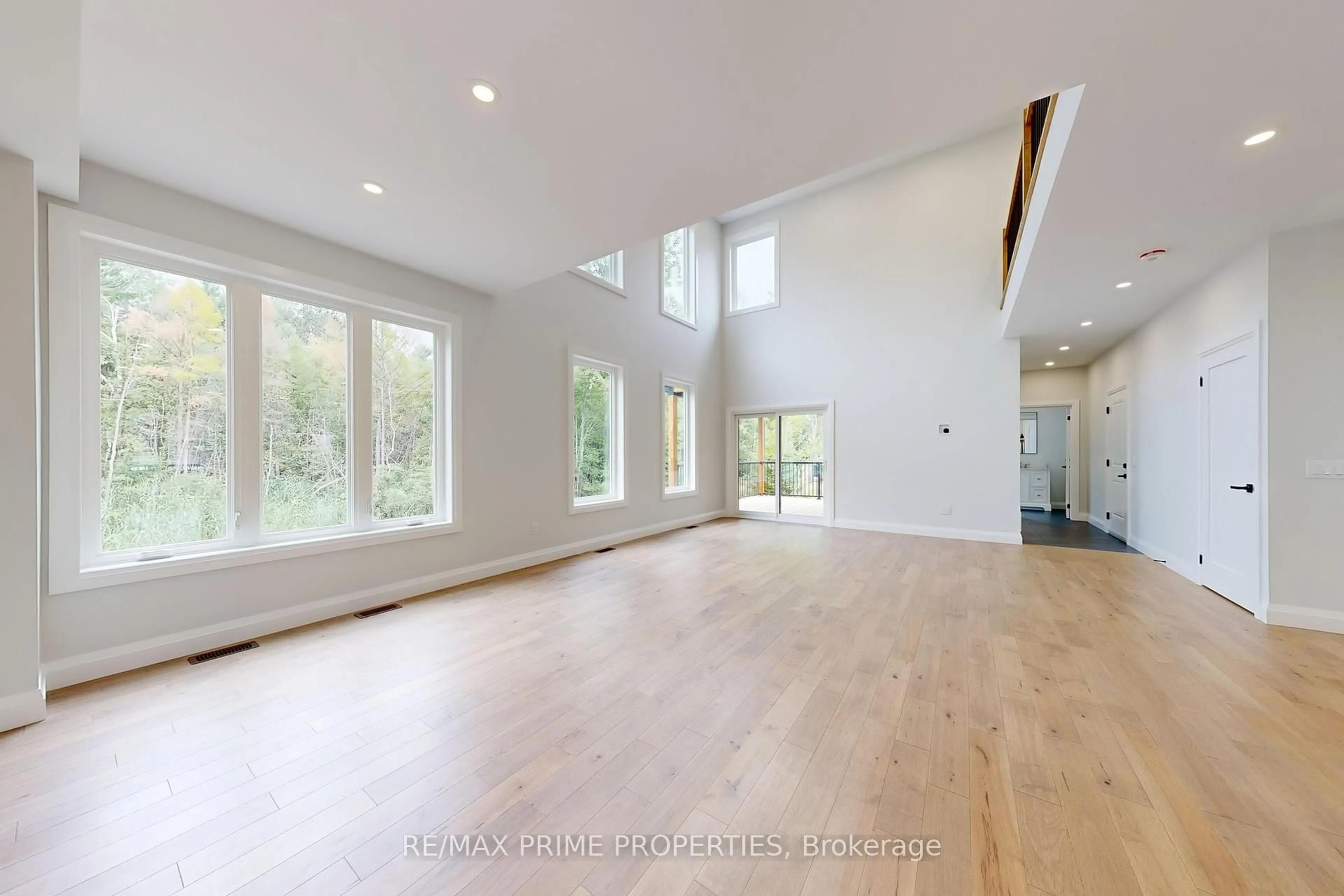 A pic of a room for 118 Valerie Cres, Wasaga Beach Ontario L9Z 2P8