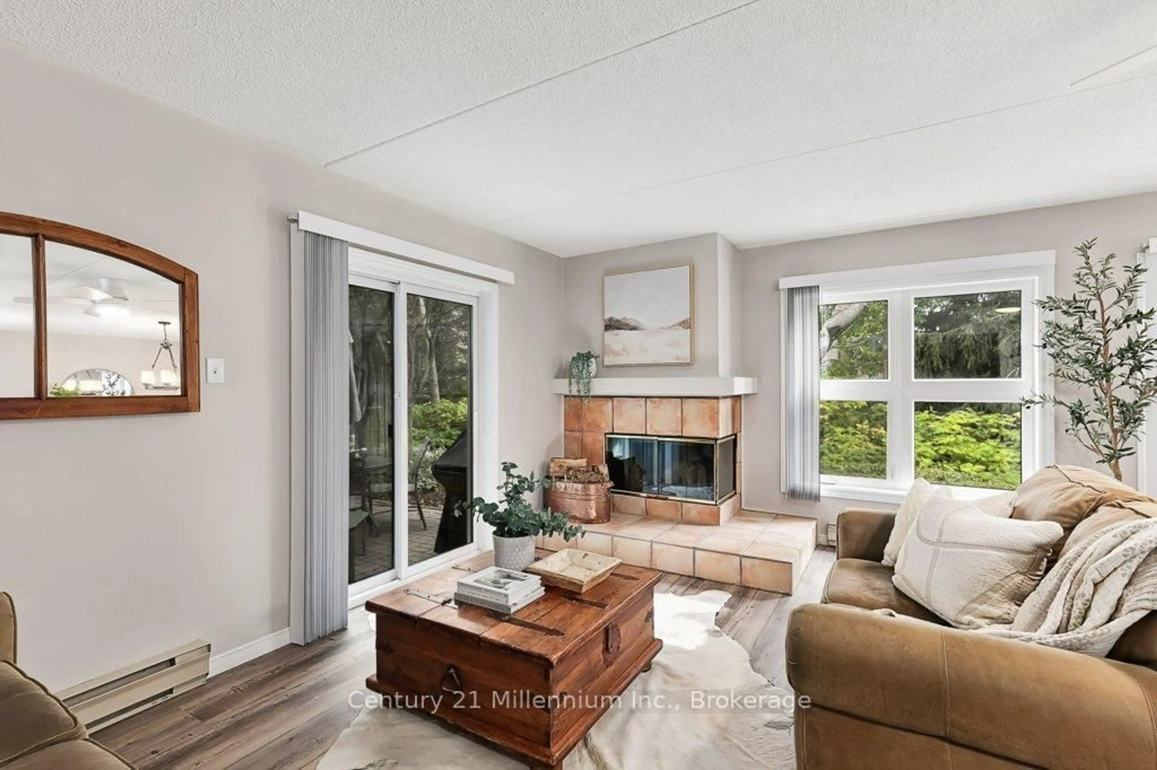 Living room with furniture, unknown for 409 Mariners Way #24, Collingwood Ontario L9Y 5C7