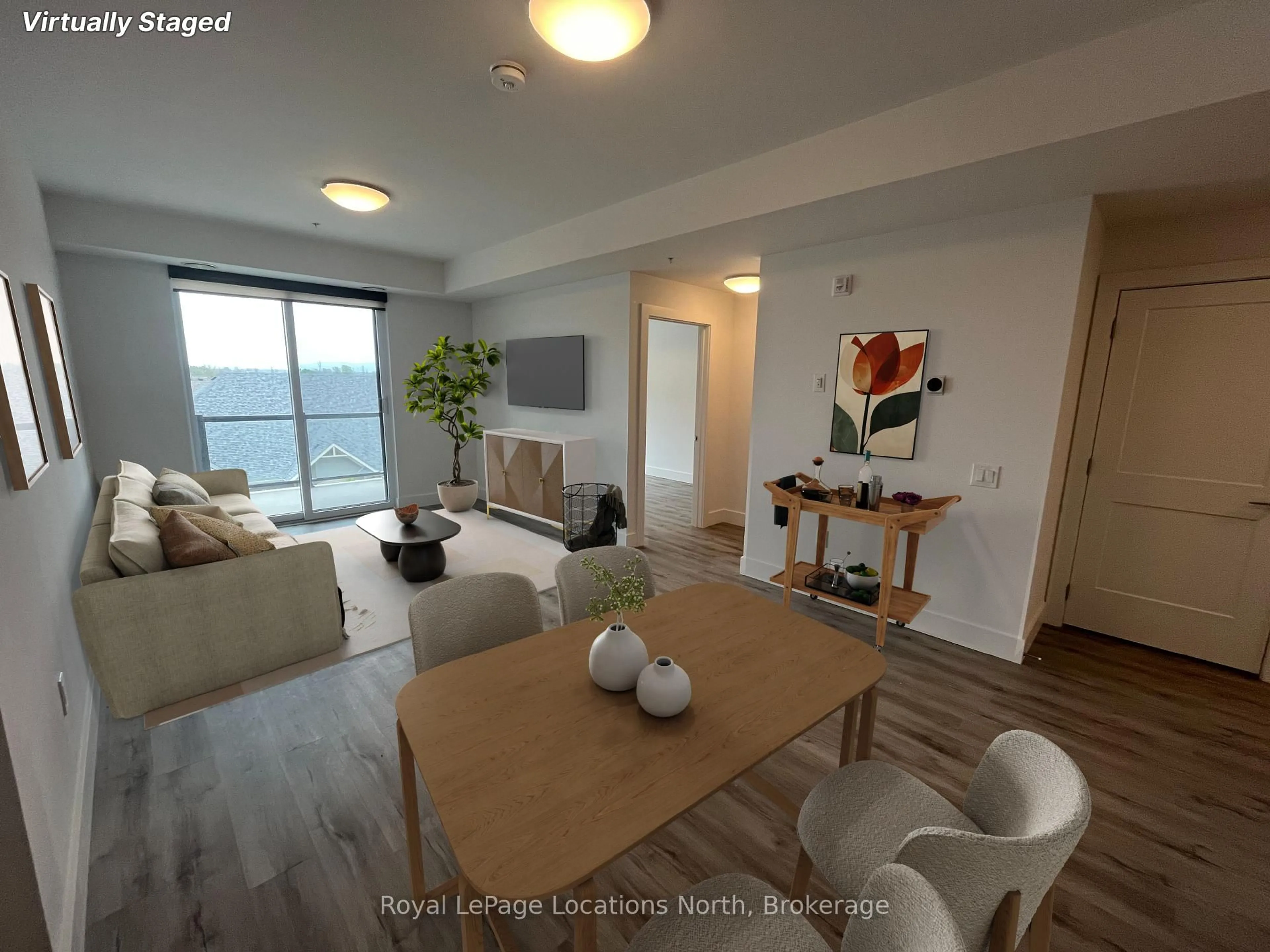 Living room with furniture, unknown for 4 Kimberly Lane #309, Collingwood Ontario L9Y 5B4