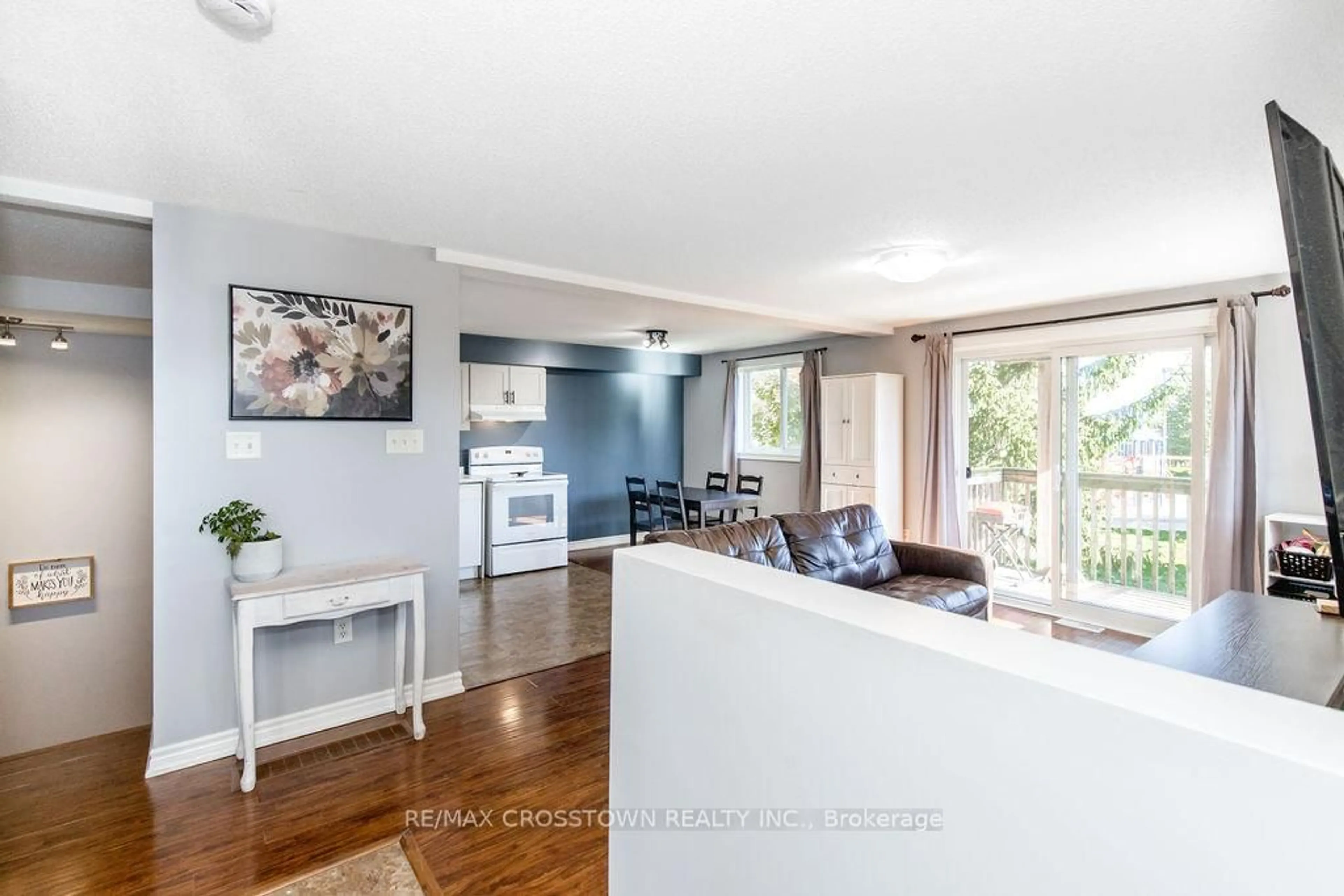Open concept kitchen, unknown for 87 Goodwin Dr #4, Barrie Ontario L4N 6K4
