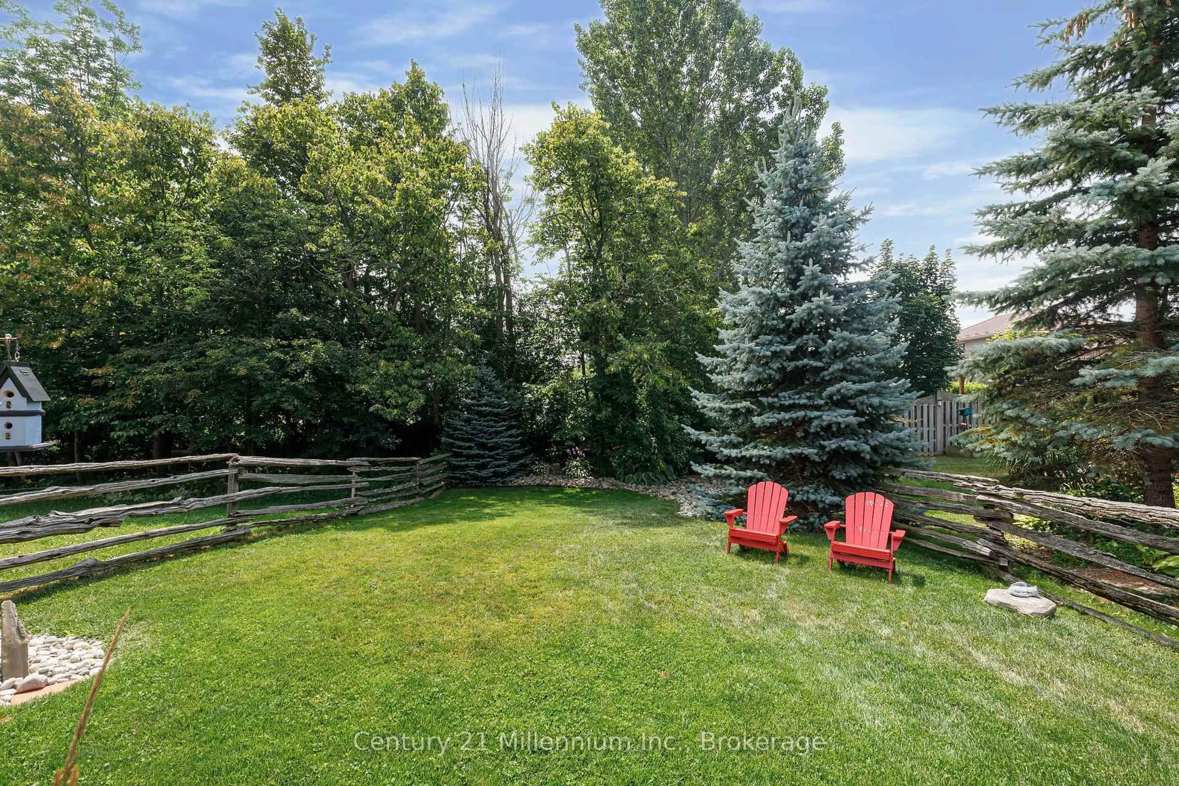 Patio, forest/trees view for 14 Thomas Dr, Collingwood Ontario L9Y 0A6