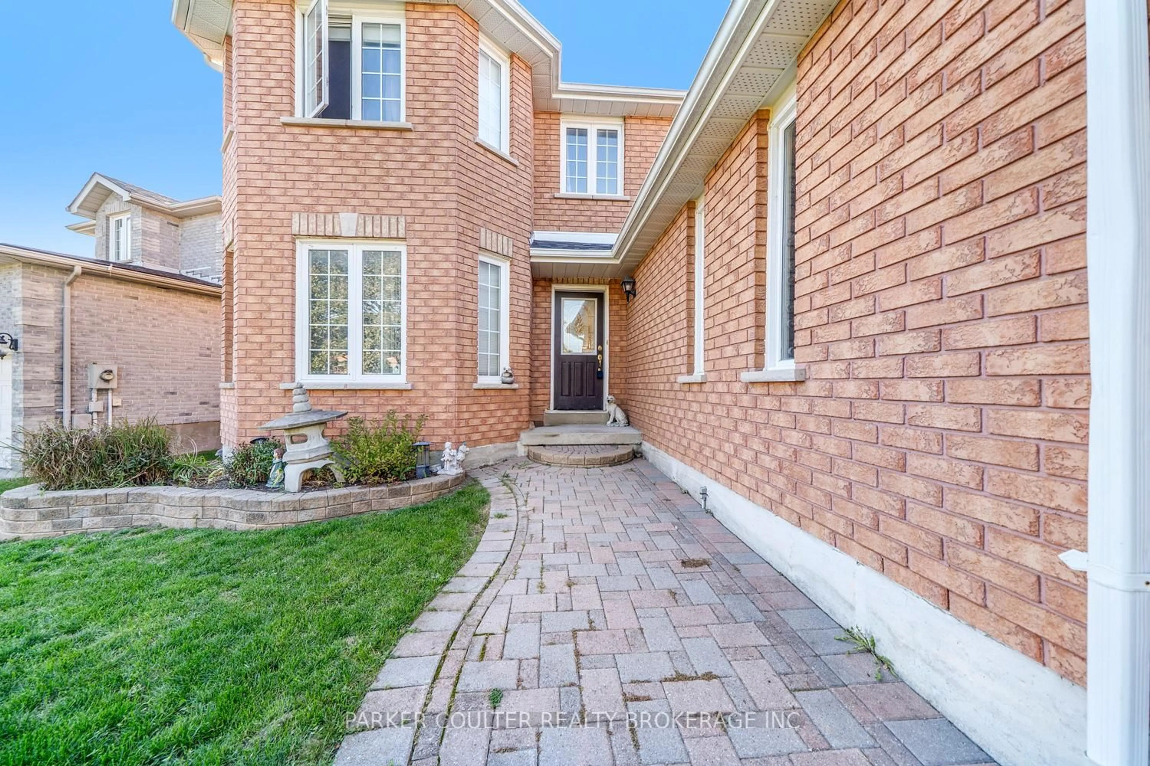 Home with brick exterior material, street for 7 Teal Pl, Barrie Ontario L4N 8W1