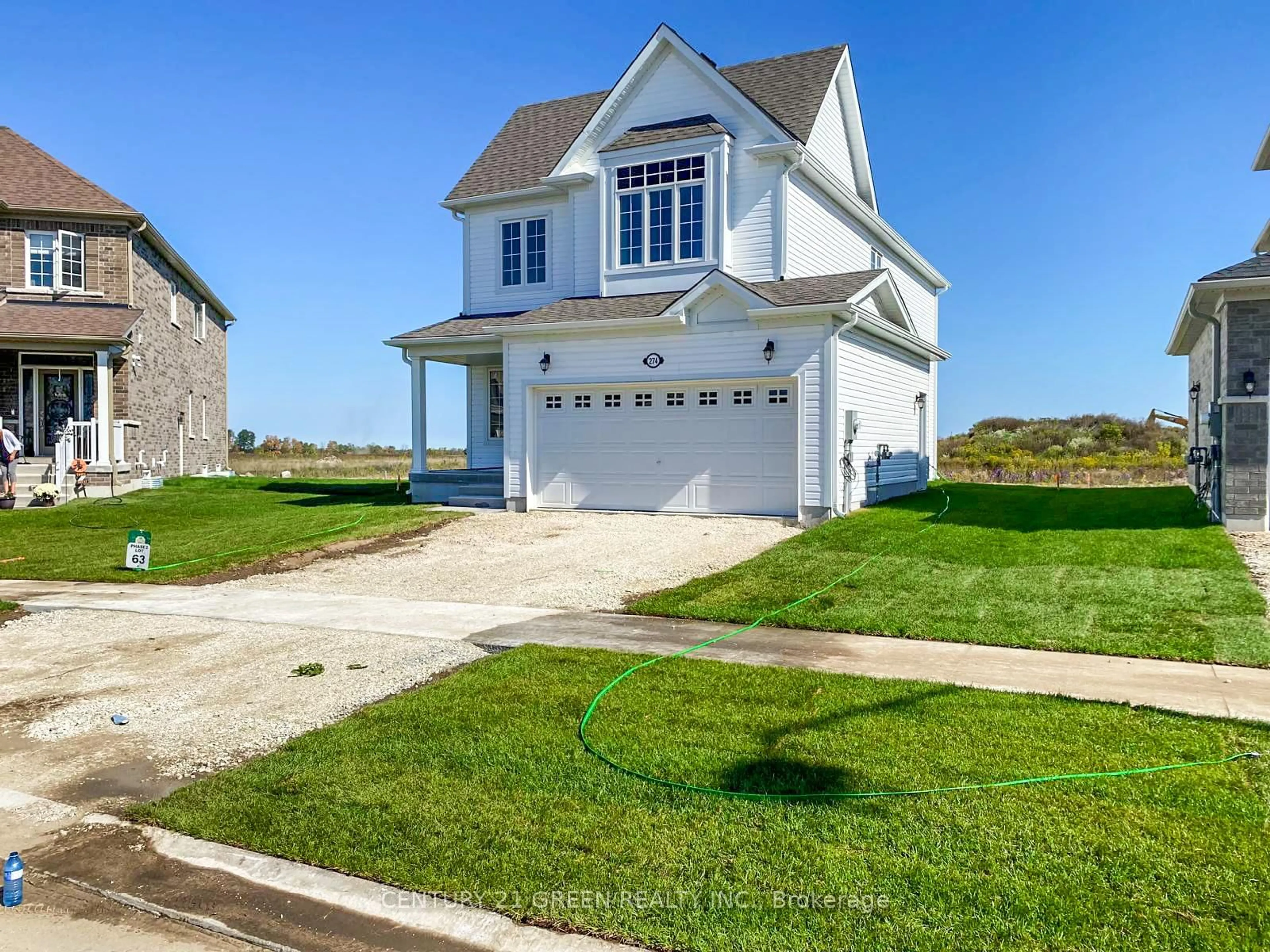 Home with vinyl exterior material, water/lake/river/ocean view for 274 Springfield Cres, Clearview Ontario L0M 1S0