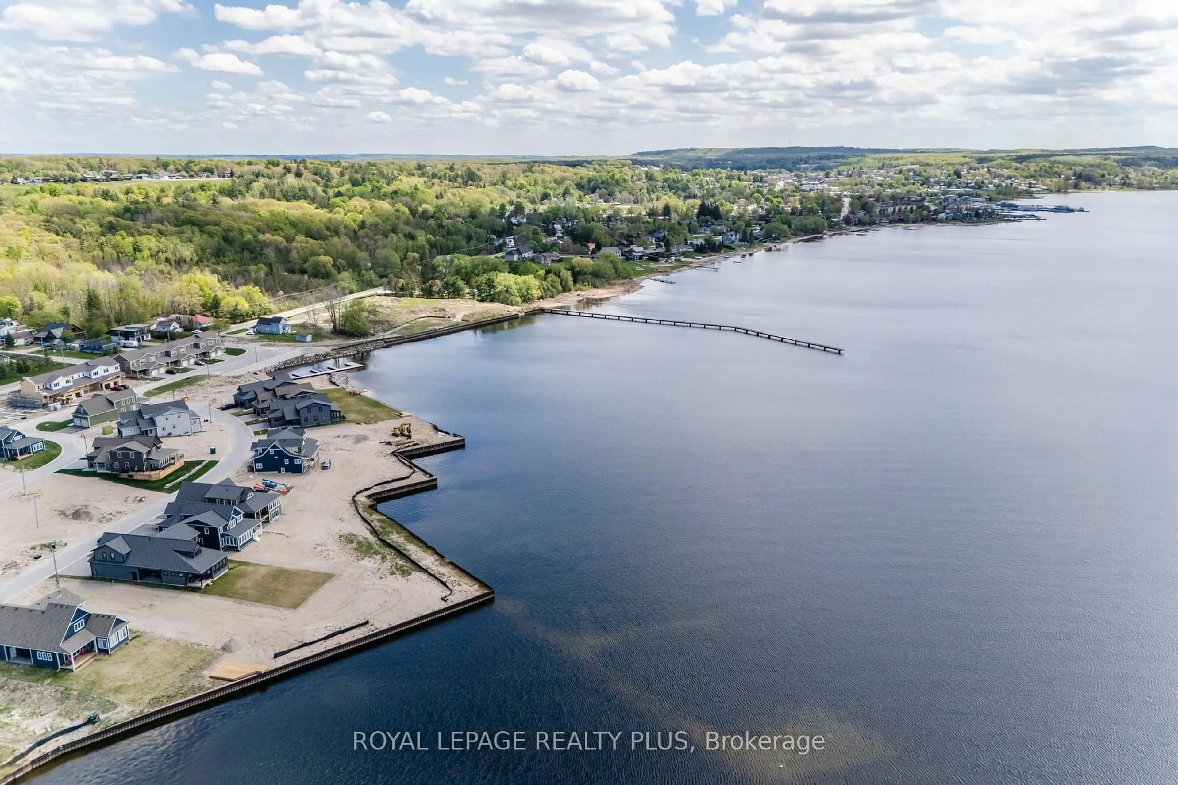 A pic from outside/outdoor area/front of a property/back of a property/a pic from drone, water/lake/river/ocean view for 17 Quarry Rd, Penetanguishene Ontario L9M 0W6