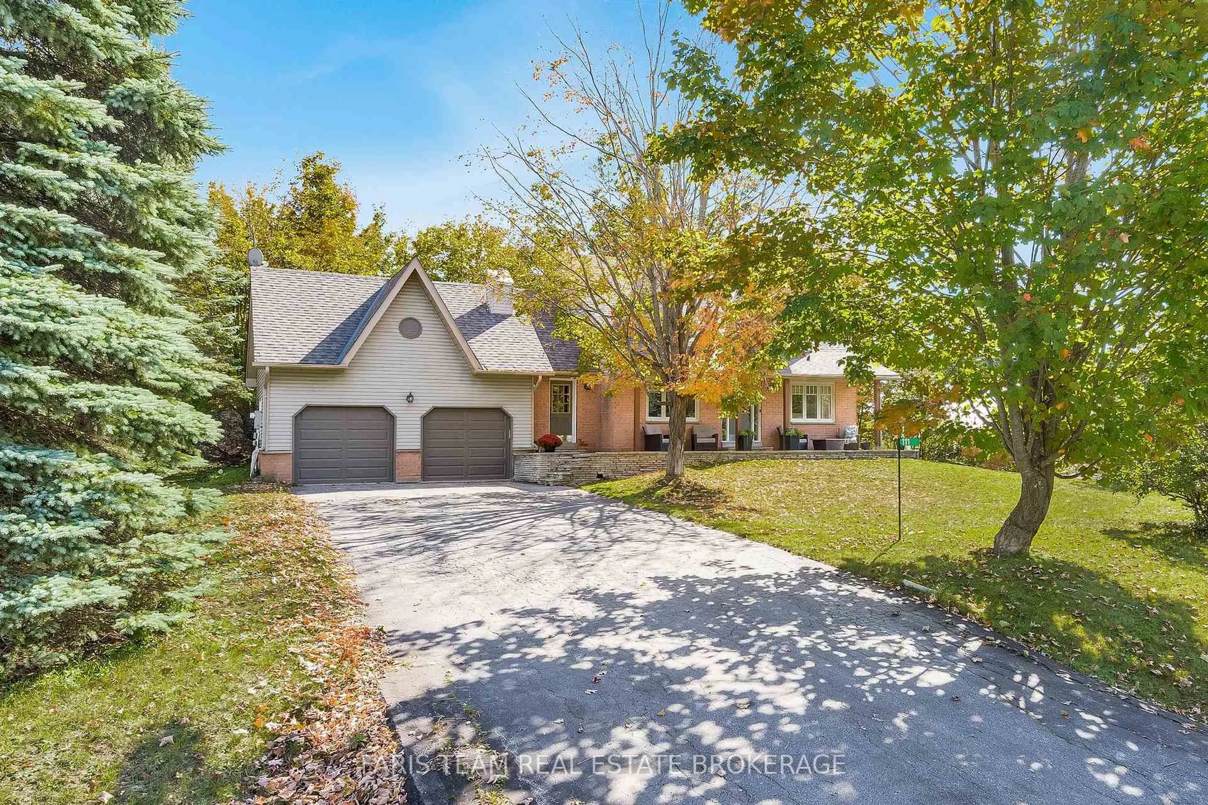 A pic from outside/outdoor area/front of a property/back of a property/a pic from drone, street for 111 Highland Dr, Oro-Medonte Ontario L0L 2L0