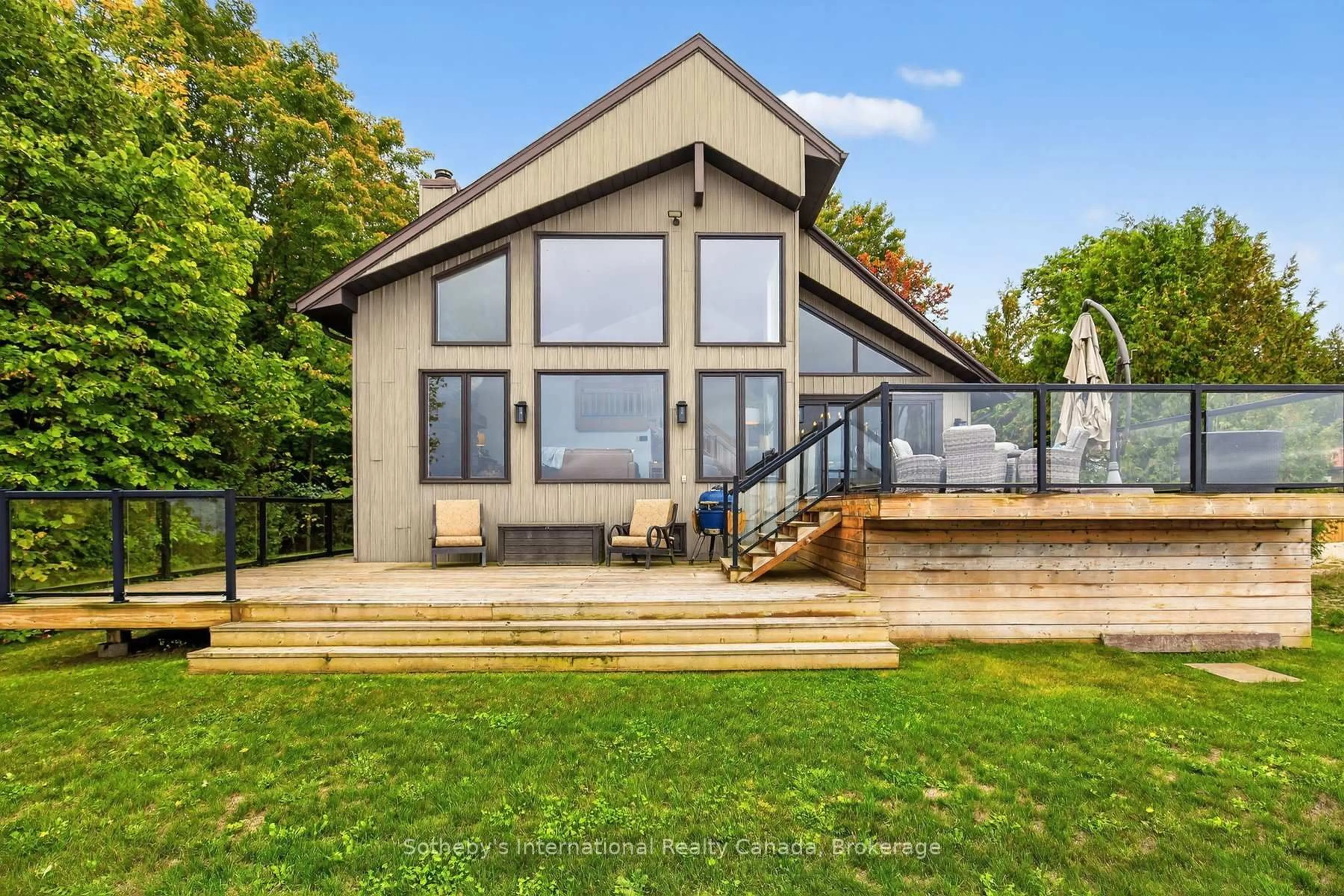 Home with vinyl exterior material, water/lake/river/ocean view for 1773 Champlain Rd, Tiny Ontario L9M 0C1