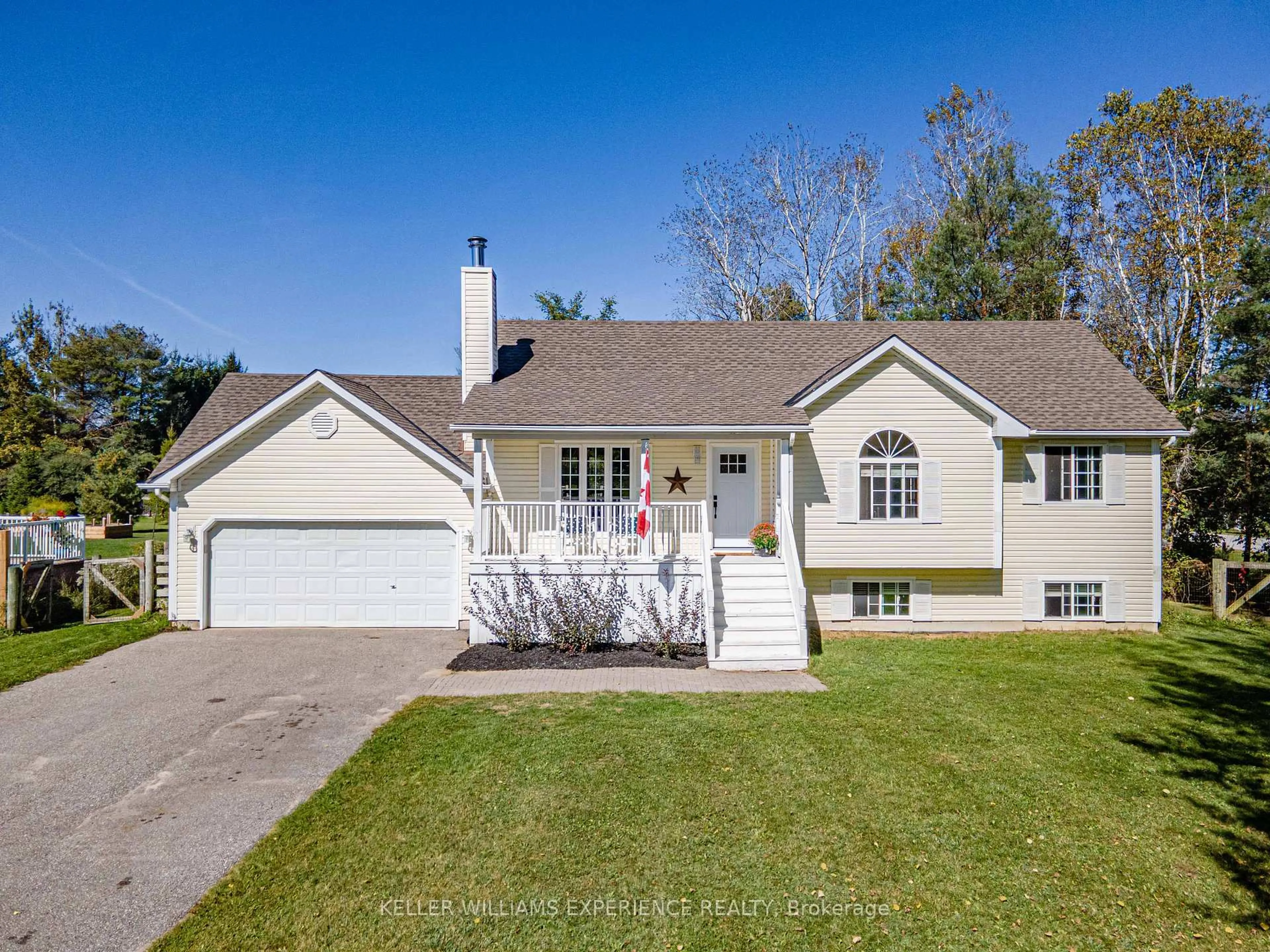 Home with vinyl exterior material, street for 5318 Conc 3 Sunnidale Rd, Clearview Ontario L0M 1N0