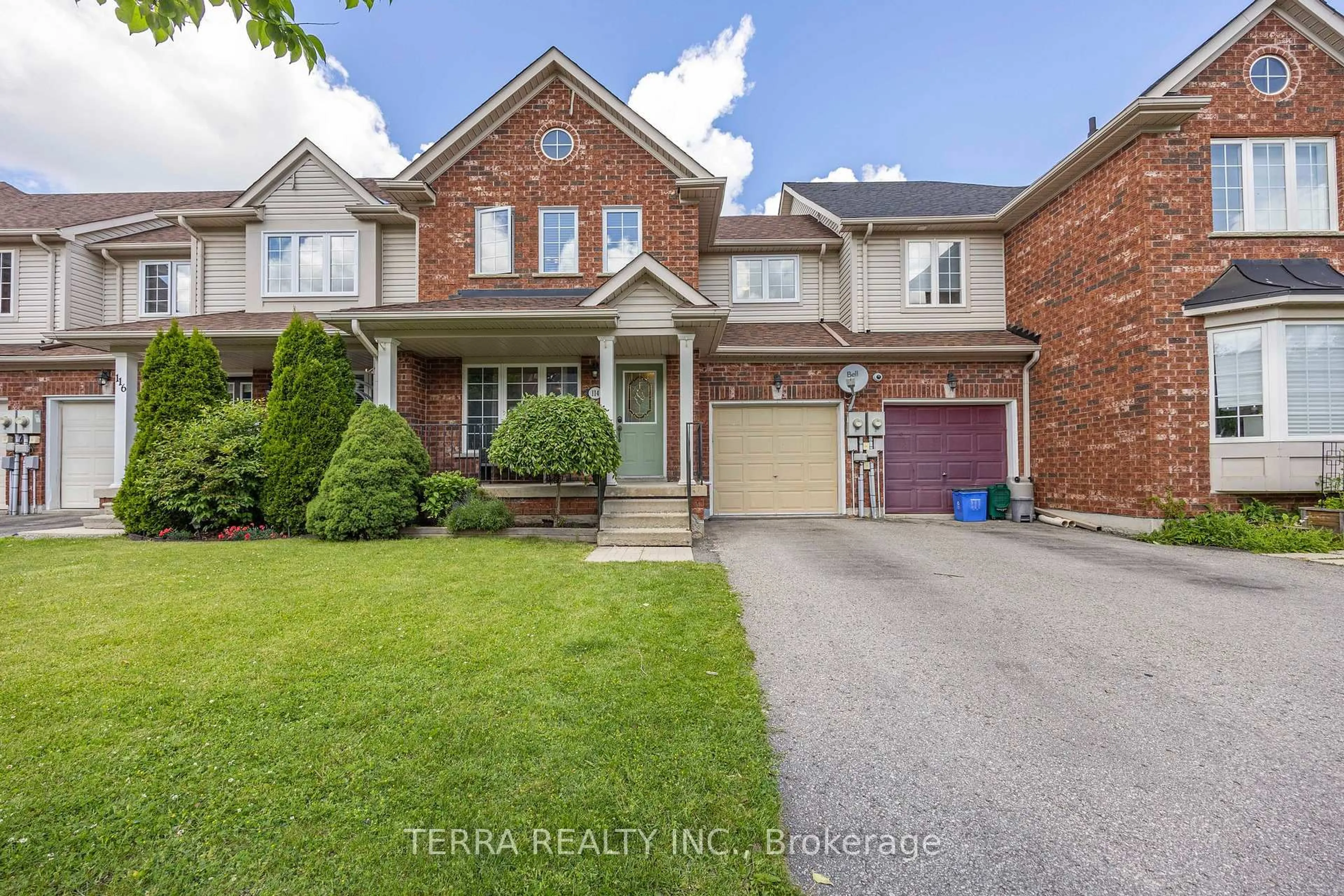 Home with brick exterior material, street for 114 Thrushwood Dr, Barrie Ontario L4N 0Z1