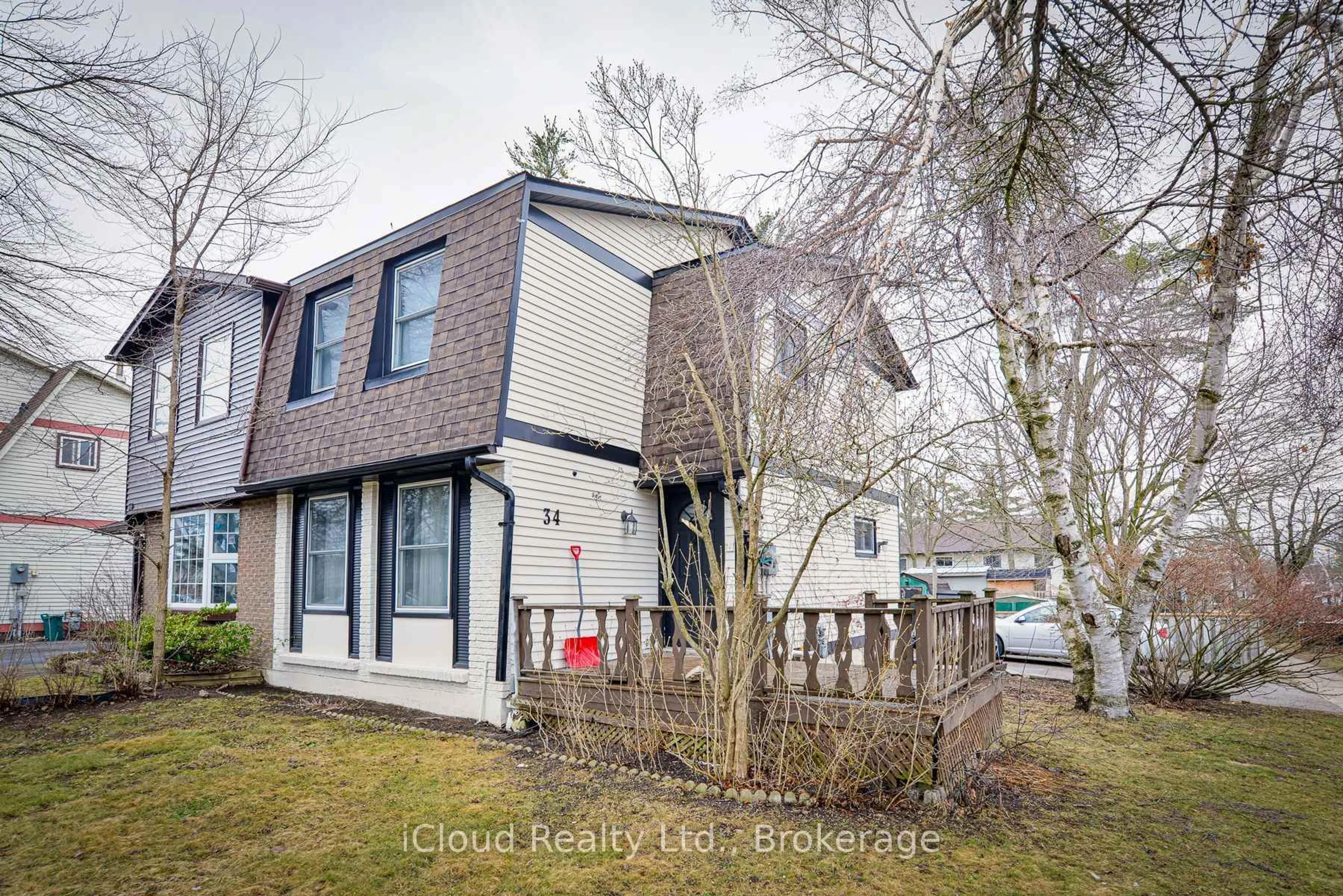A pic from outside/outdoor area/front of a property/back of a property/a pic from drone, street for 34 Kipling Pl, Barrie Ontario L4N 4W1