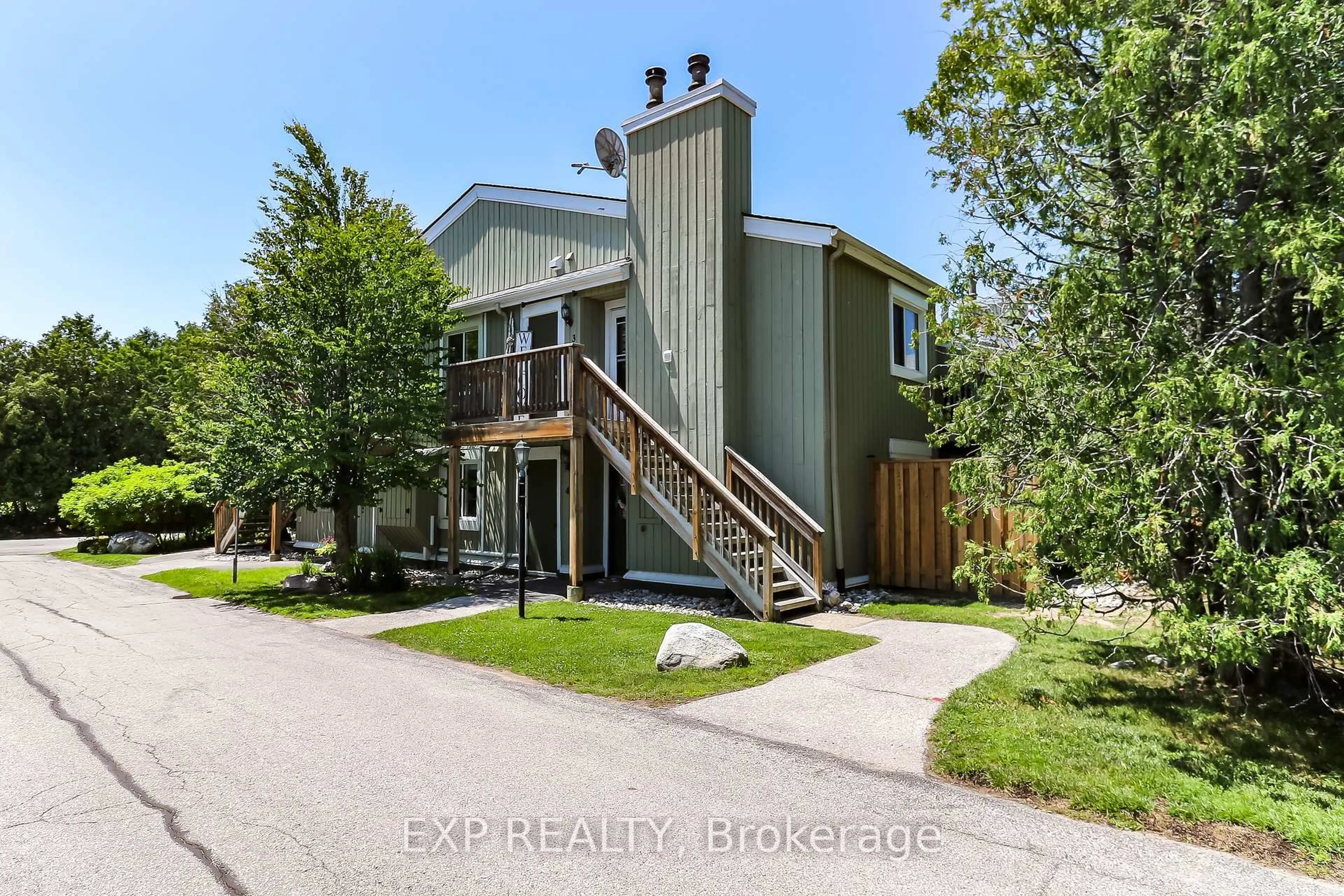 Unknown for 15 Dawson Dr #3, Collingwood Ontario L9Y 5B4