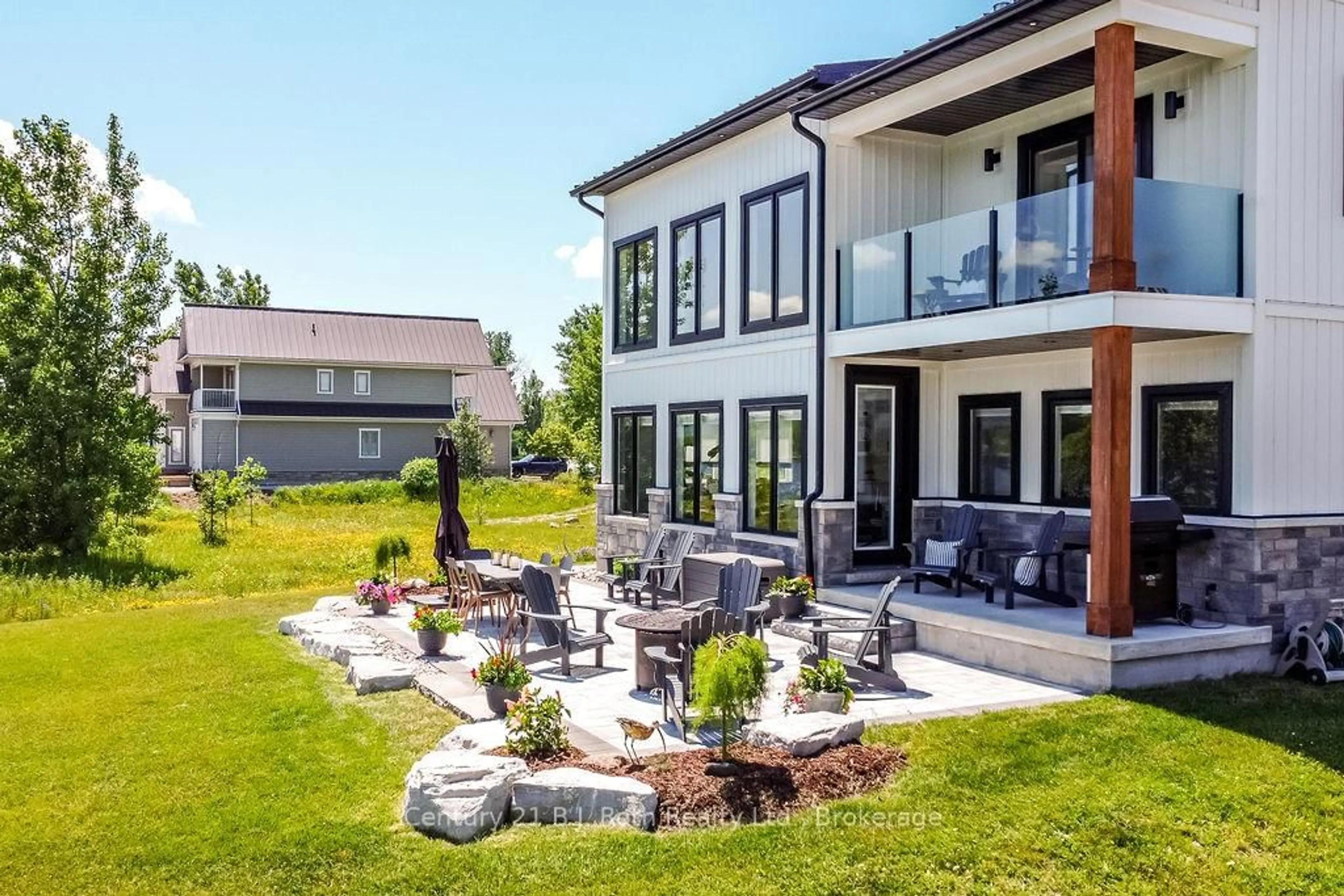 Patio, mountain view for 53 Dock Lane #27, Tay Ontario L0K 1R0