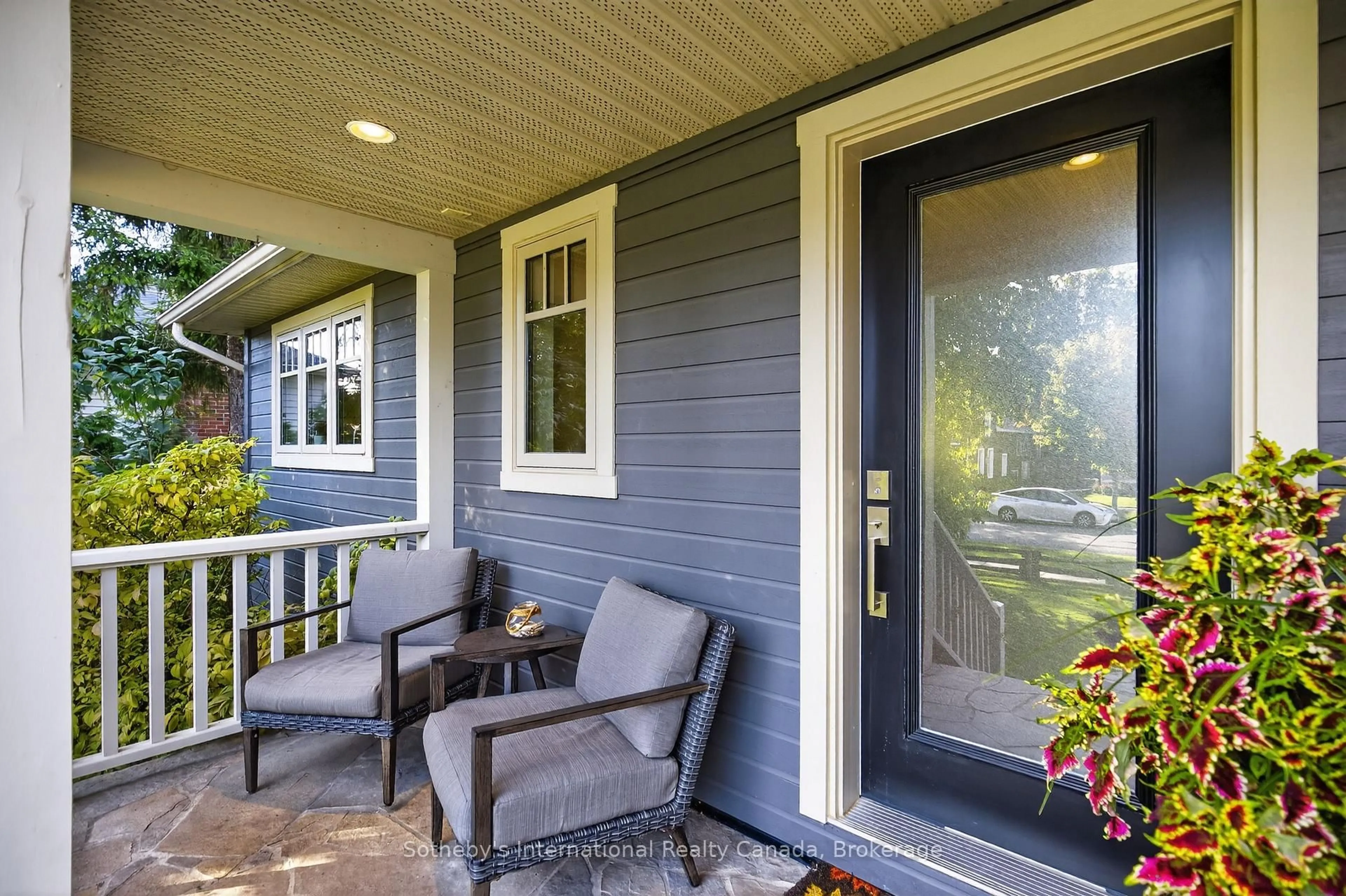 Patio, street for 190 BEECH St, Collingwood Ontario L9Y 2T4