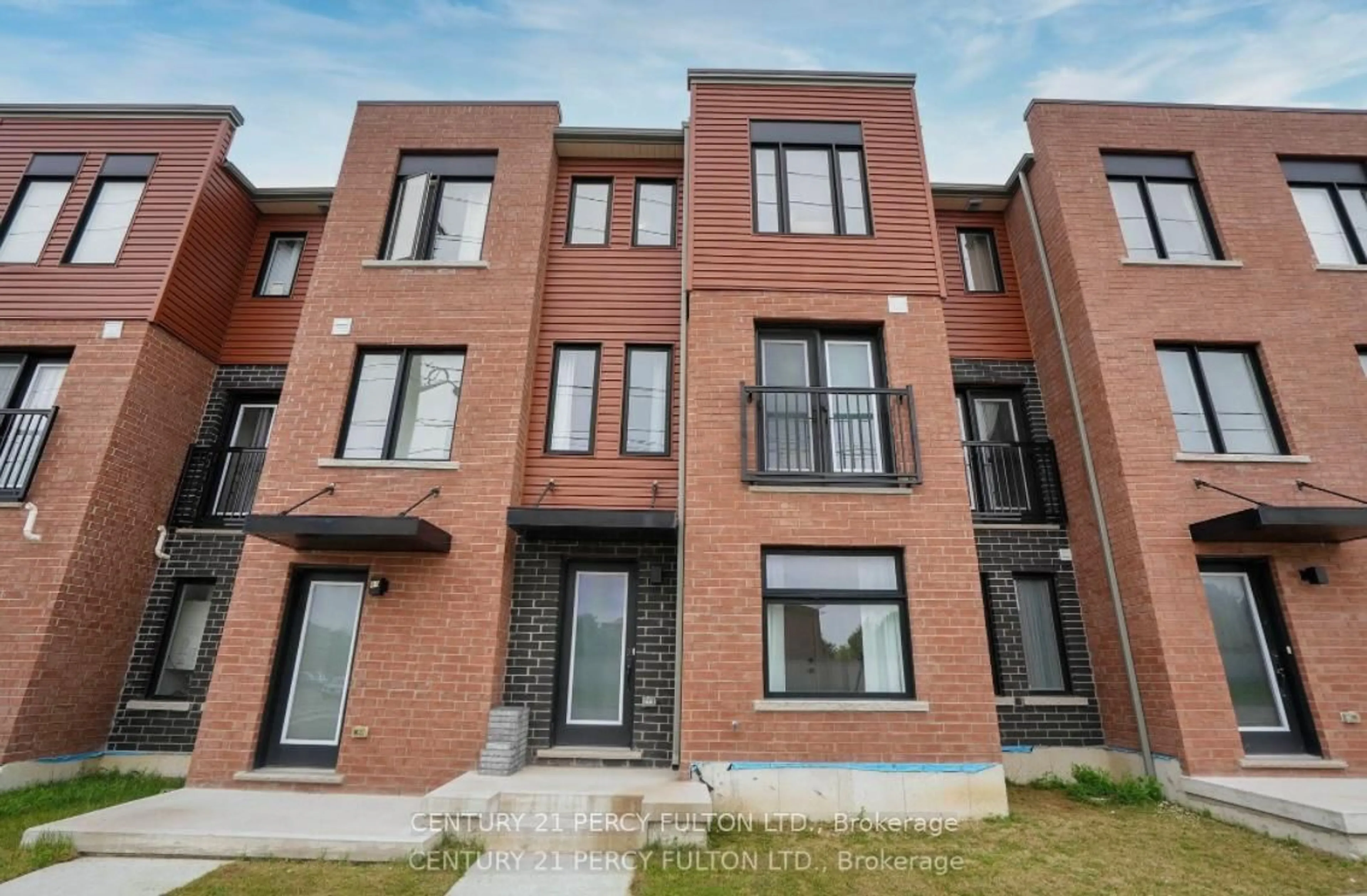 Home with brick exterior material, street for 89 Fairlane Ave, Barrie Ontario L9L 0M9