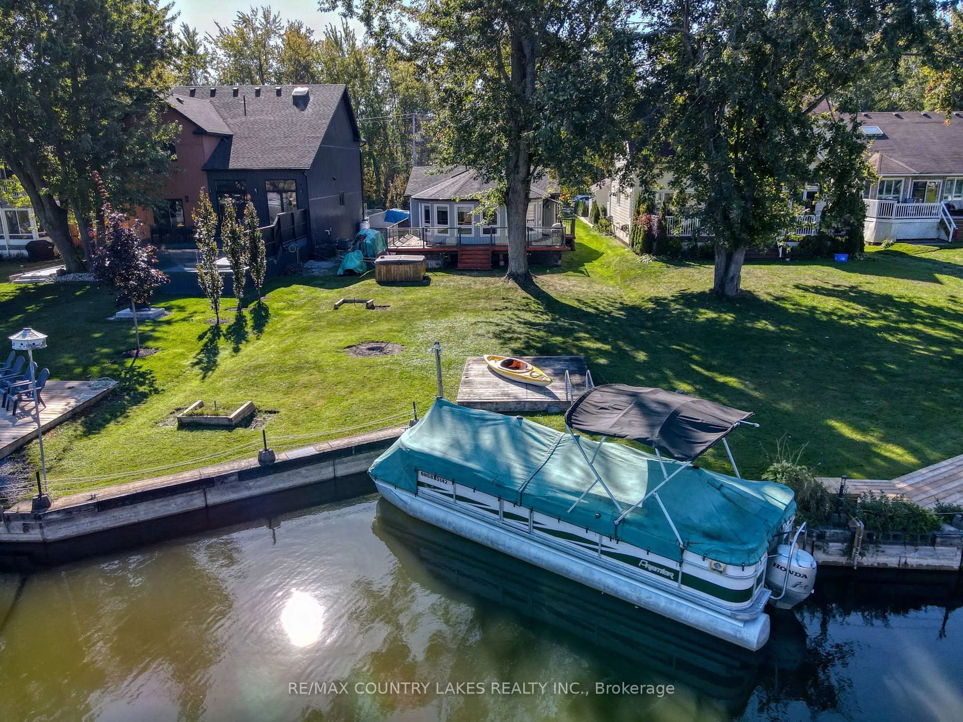 A pic from outside/outdoor area/front of a property/back of a property/a pic from drone, water/lake/river/ocean view for 34 Simcoe Rd, Ramara Ontario L0K 1B0
