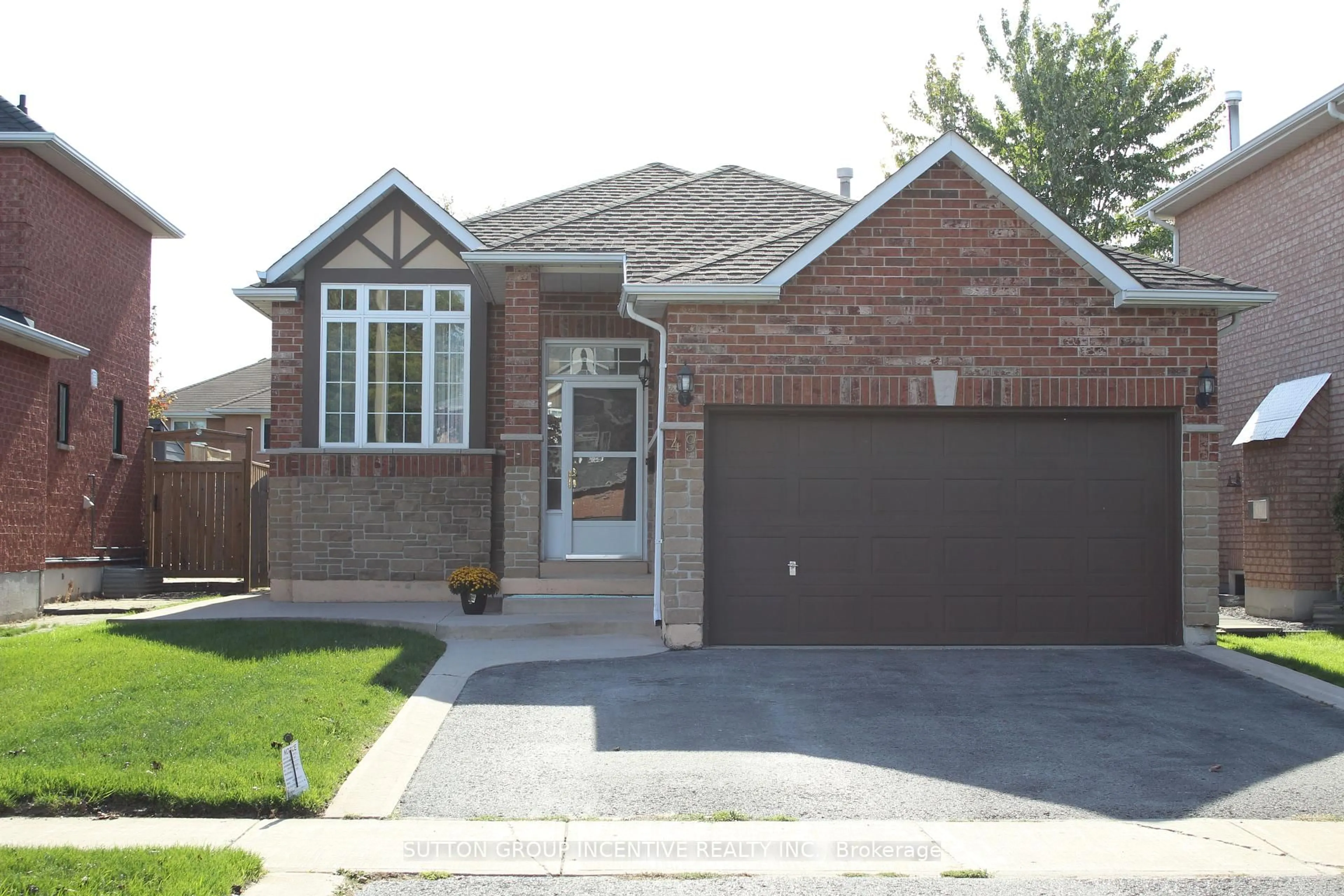 Home with brick exterior material, street for 49 Felt Cres, Barrie Ontario L4N 8V1